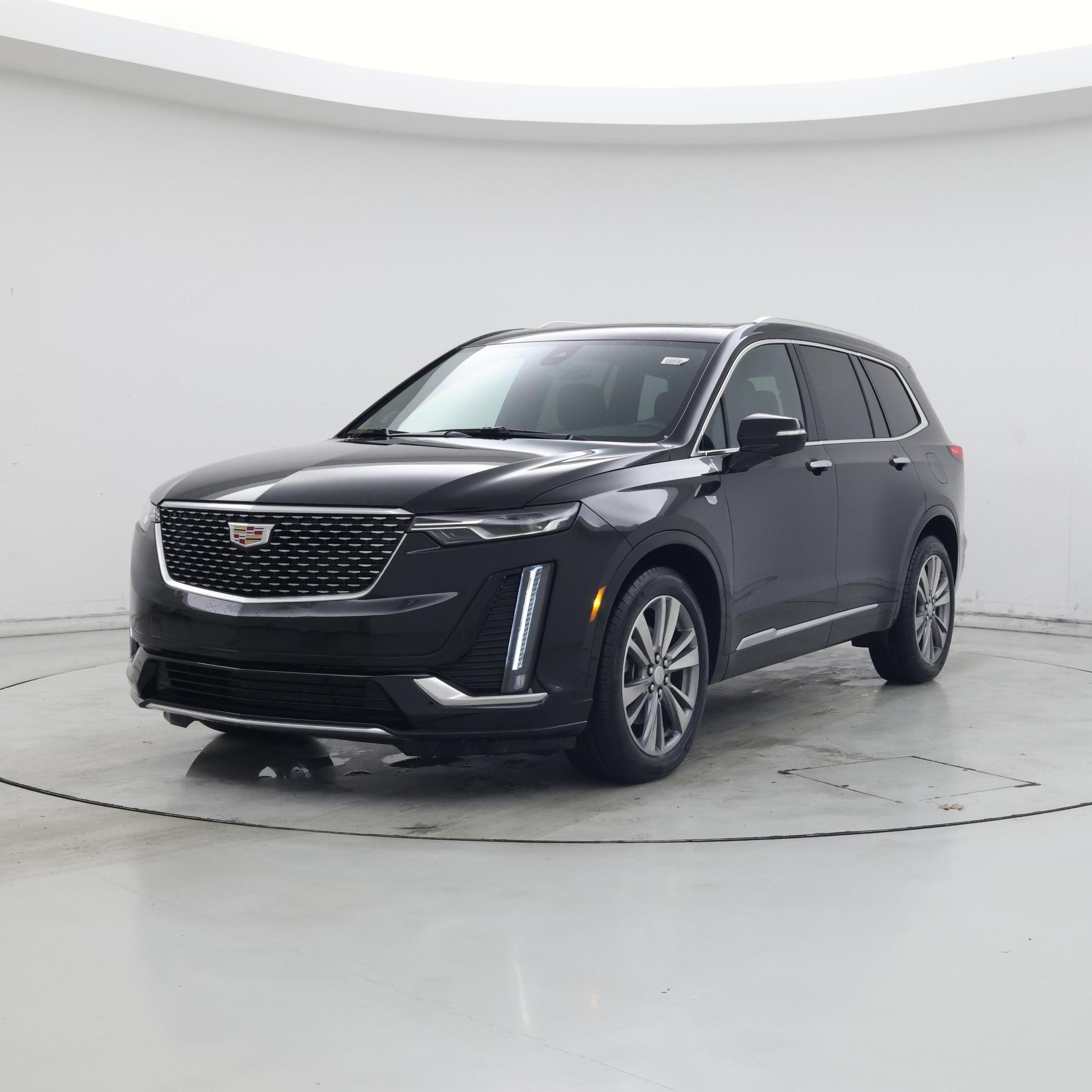 Thumbnail: 2025 Cadillac XT6 - 4