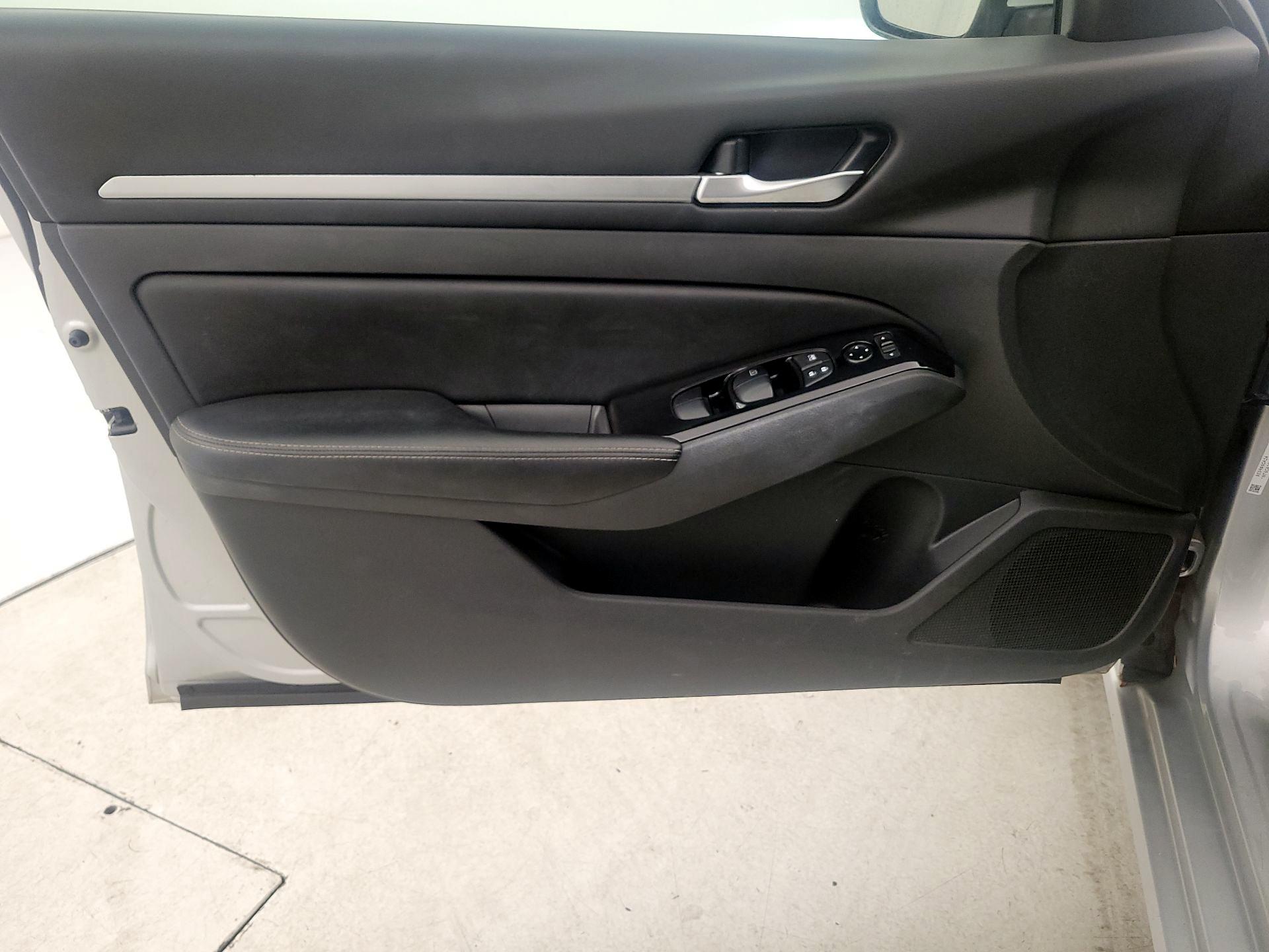 Thumbnail: 2023 Nissan Altima - 12