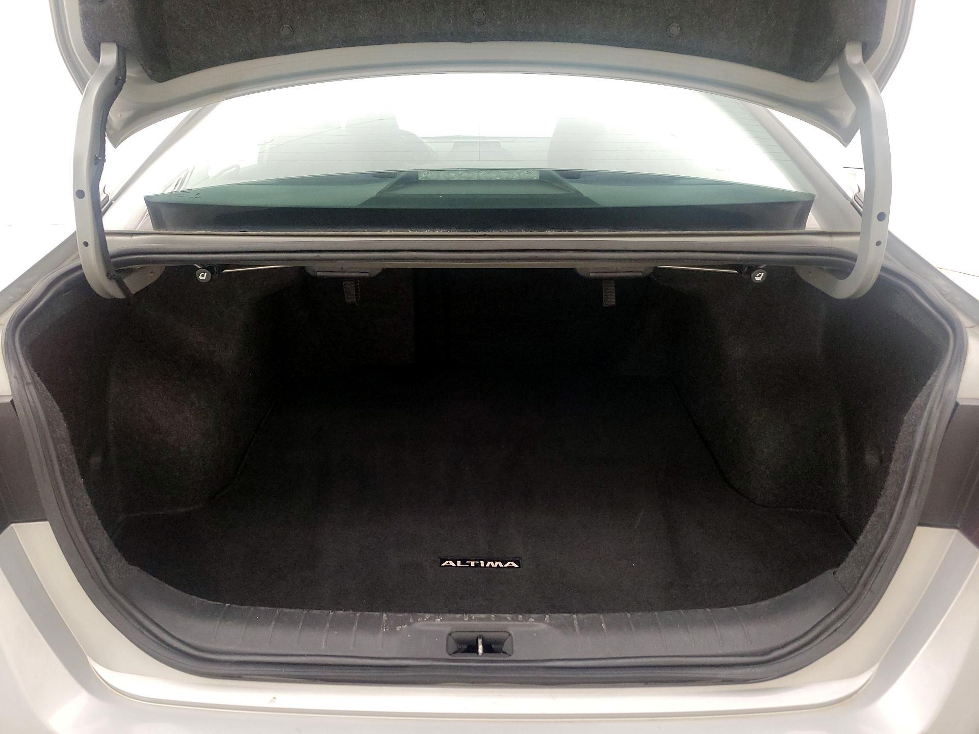 Thumbnail: 2023 Nissan Altima - 20