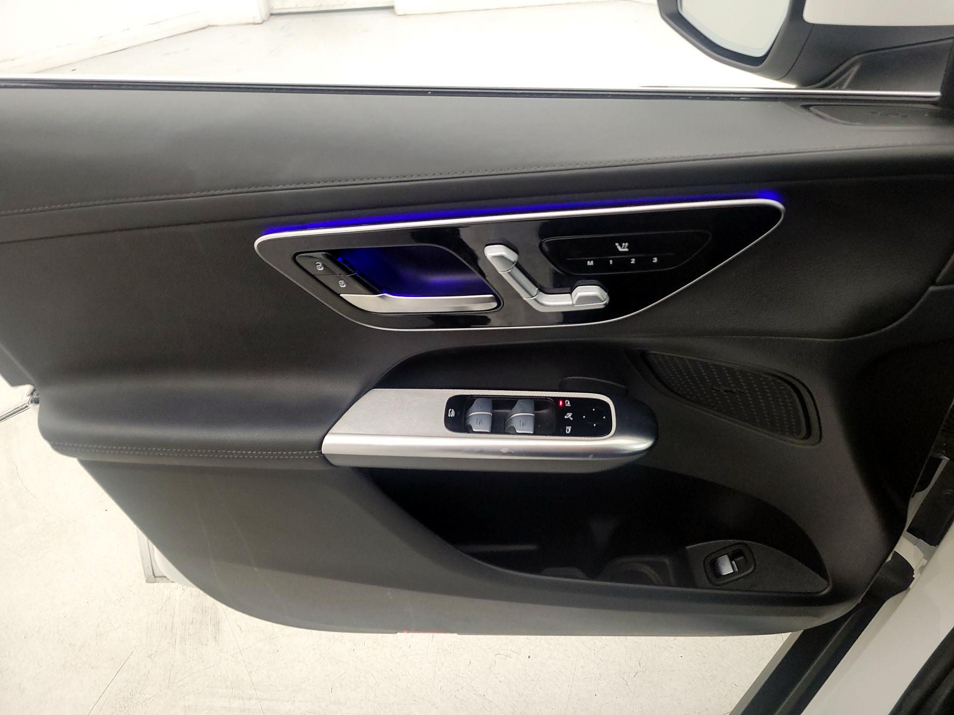 Thumbnail: 2024 Mercedes-Benz GLC - 12