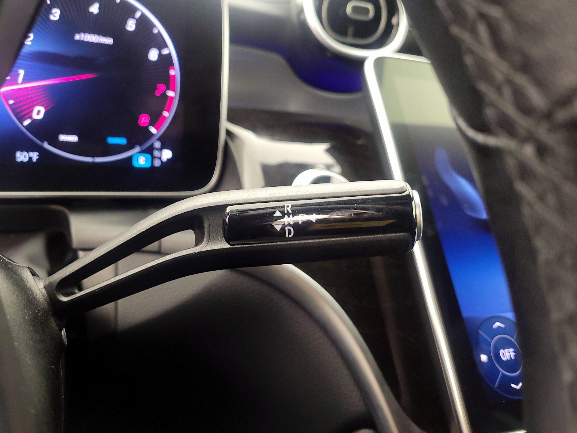 Thumbnail: 2024 Mercedes-Benz GLC - 17