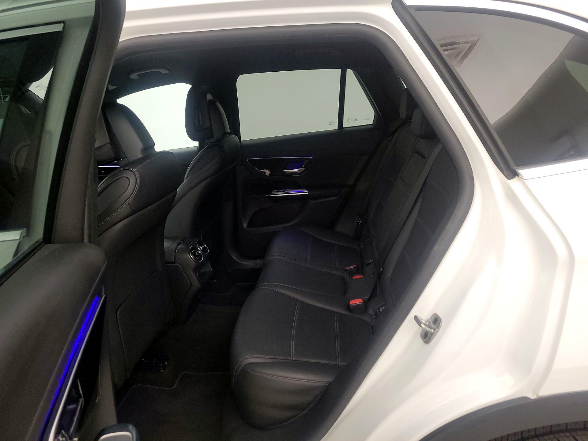 Thumbnail: 2024 Mercedes-Benz GLC - 19