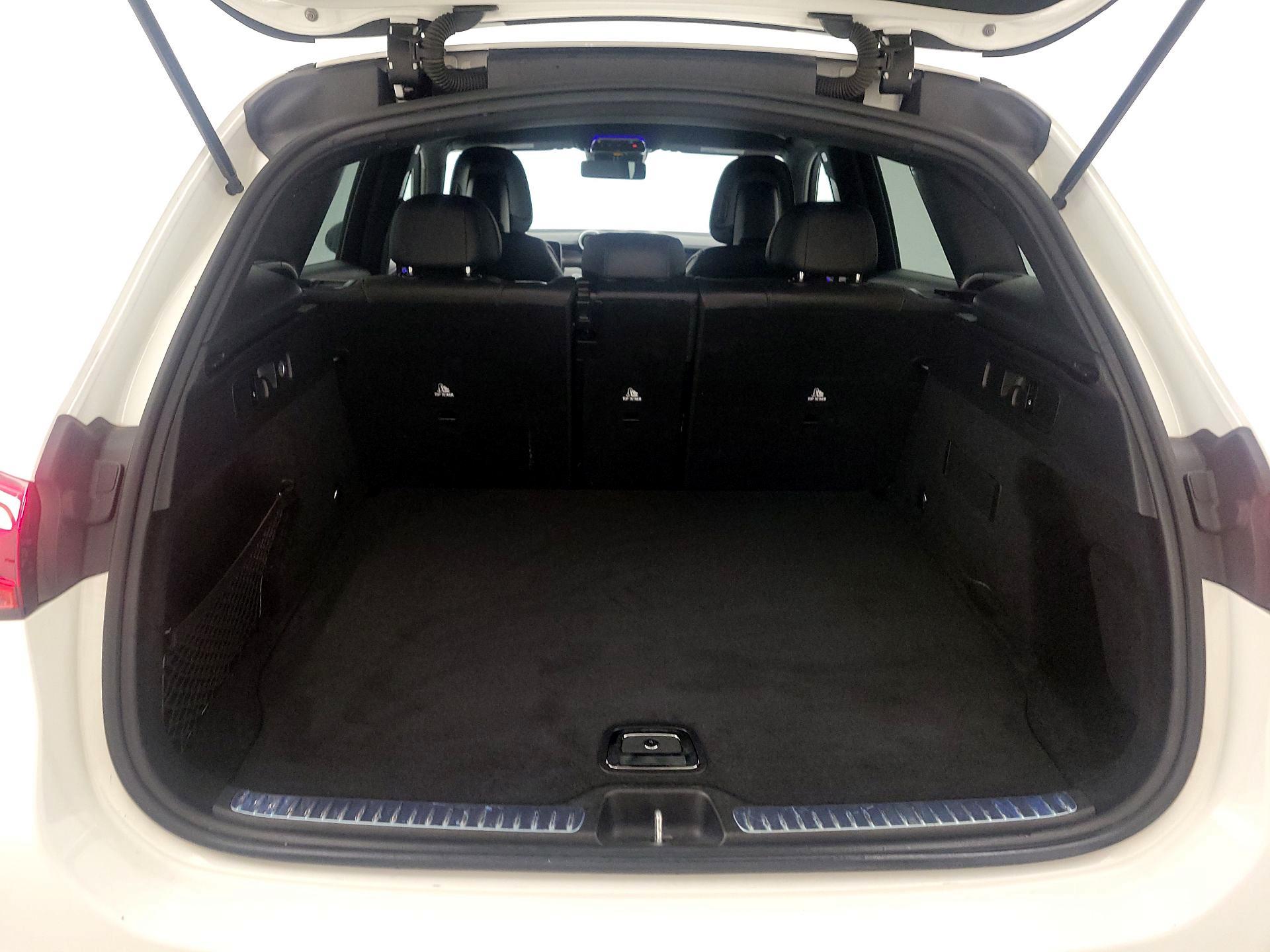 Thumbnail: 2024 Mercedes-Benz GLC - 20