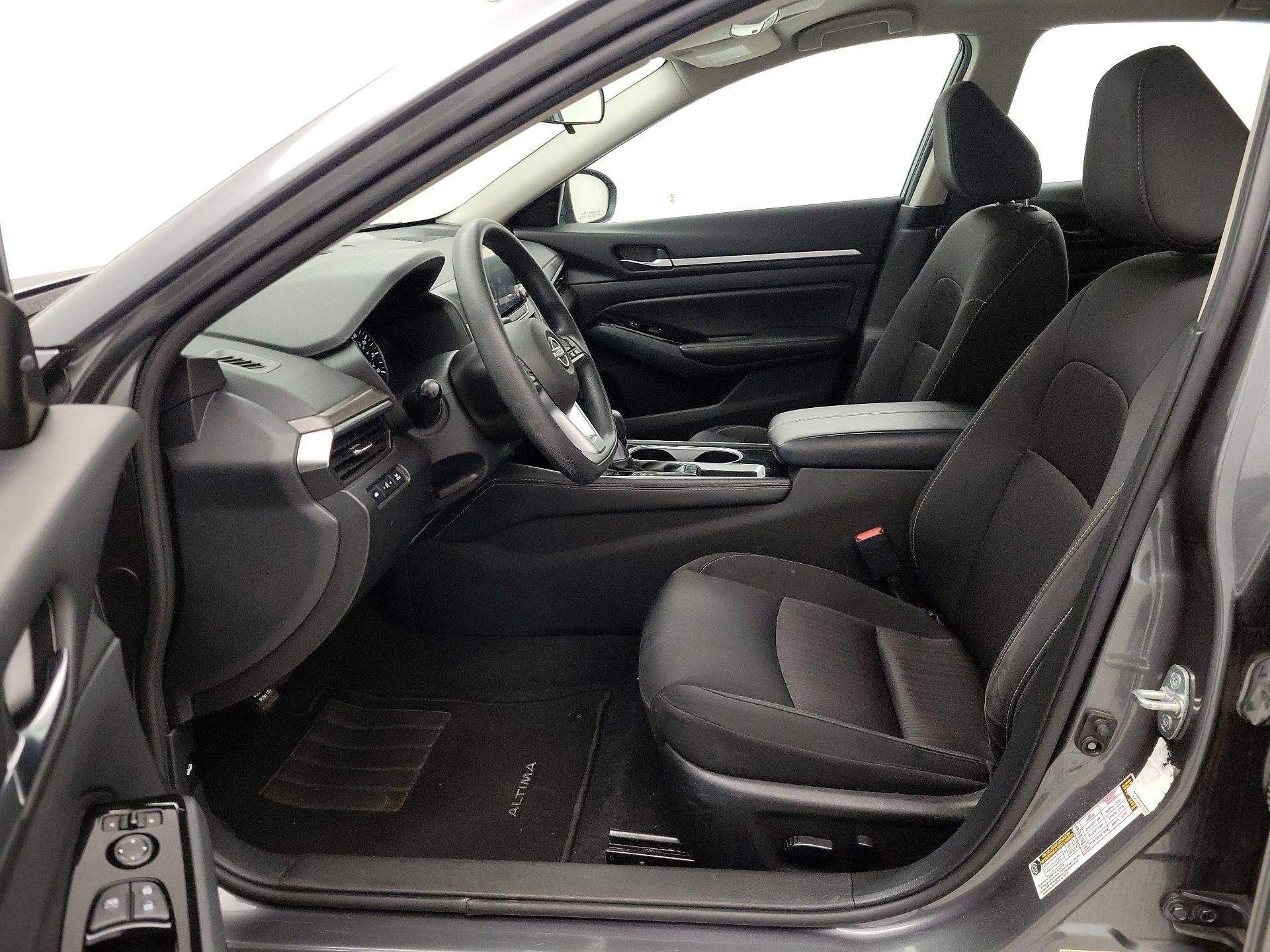 Thumbnail: 2023 Nissan Altima - 11