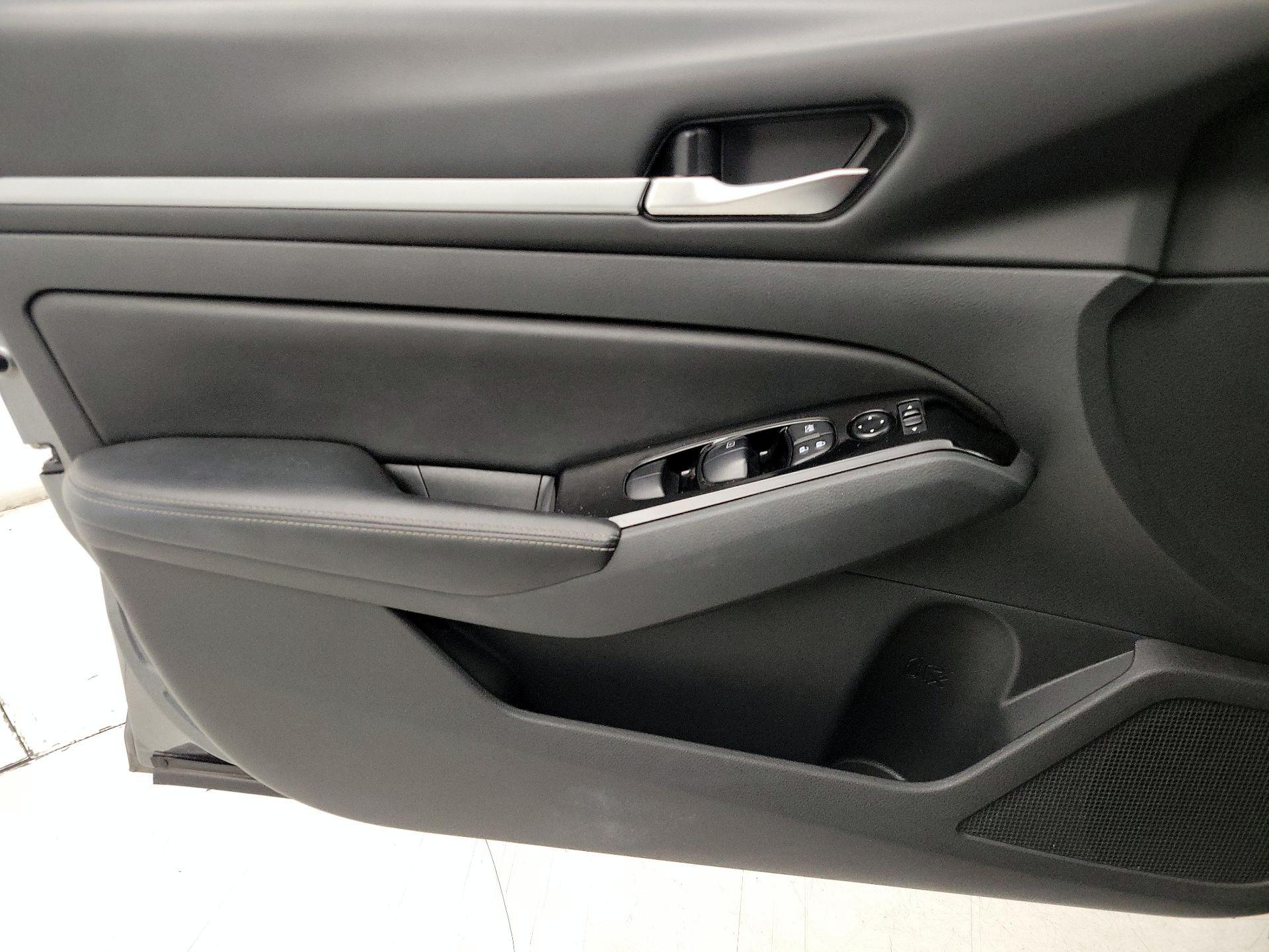 Thumbnail: 2023 Nissan Altima - 12