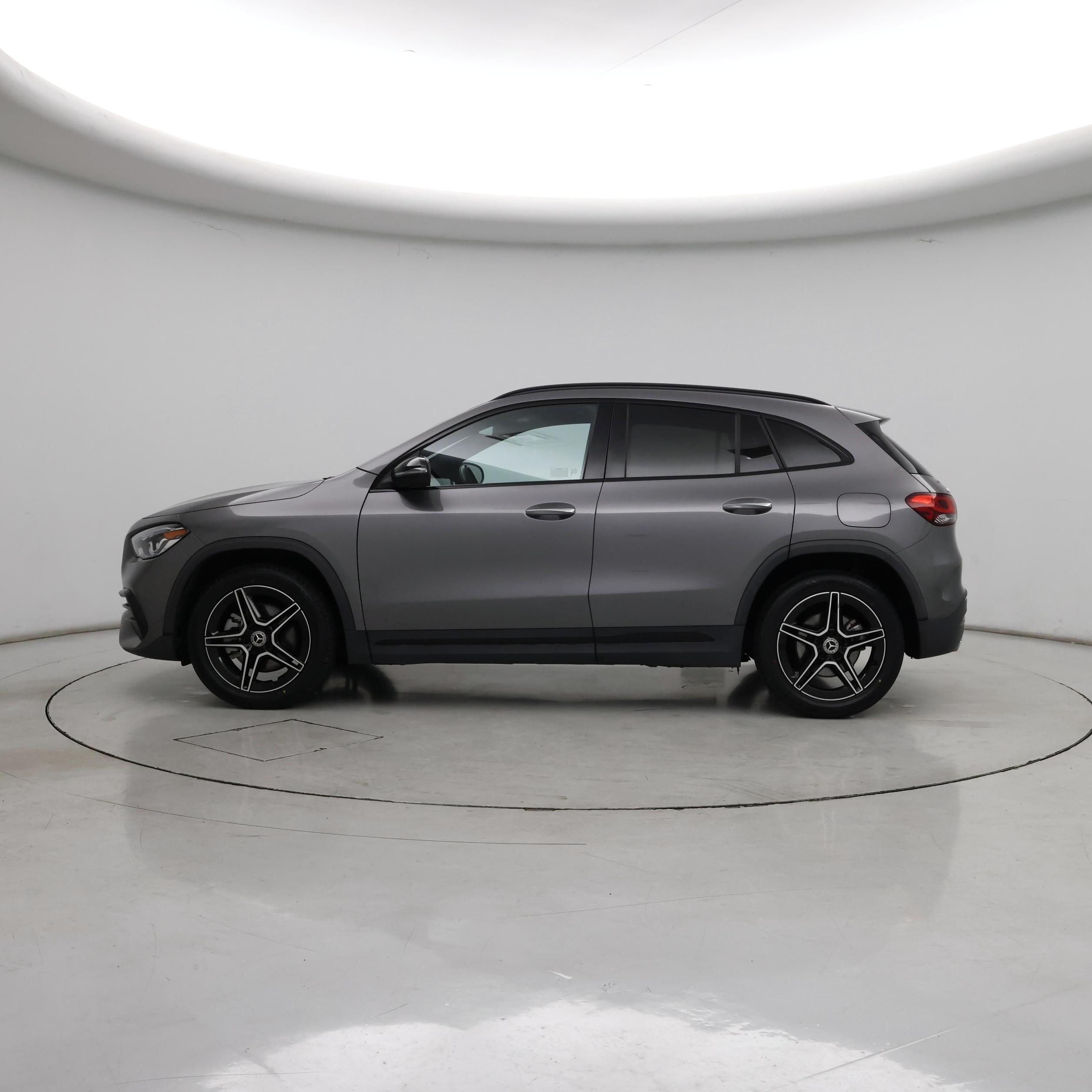 Thumbnail: 2023 Mercedes-Benz GLA - 3