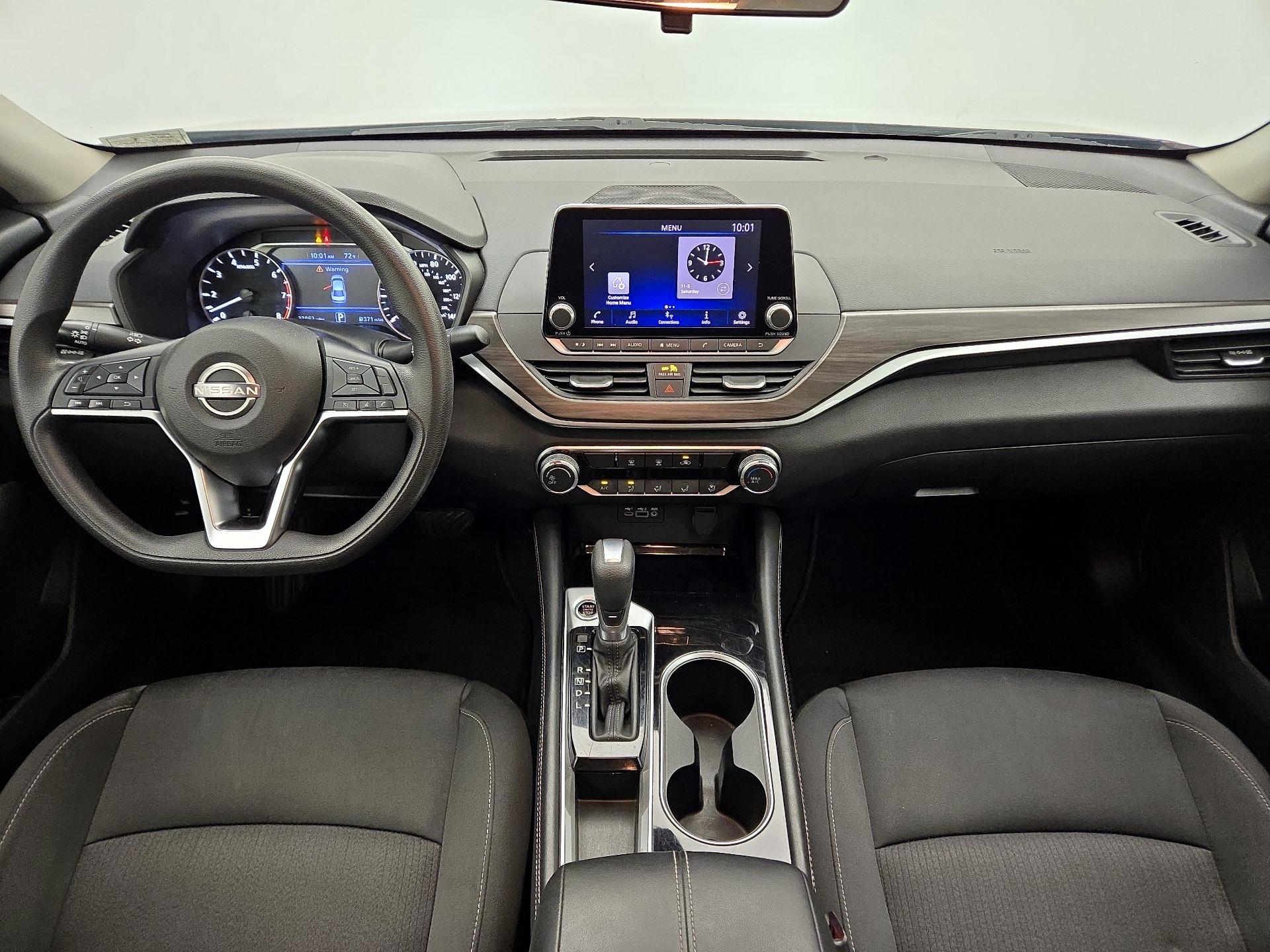 Thumbnail: 2023 Nissan Altima - 9