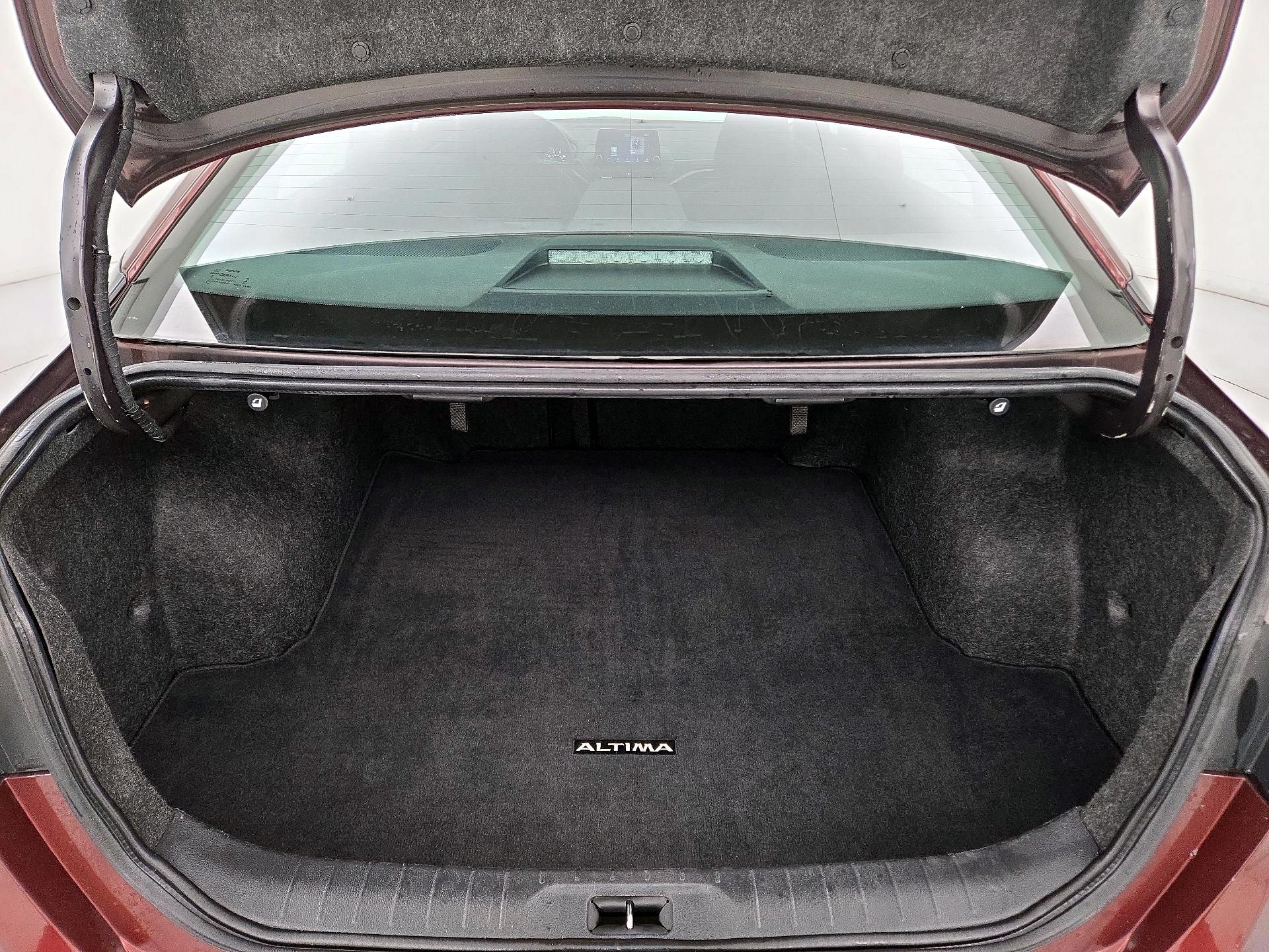 Thumbnail: 2023 Nissan Altima - 20