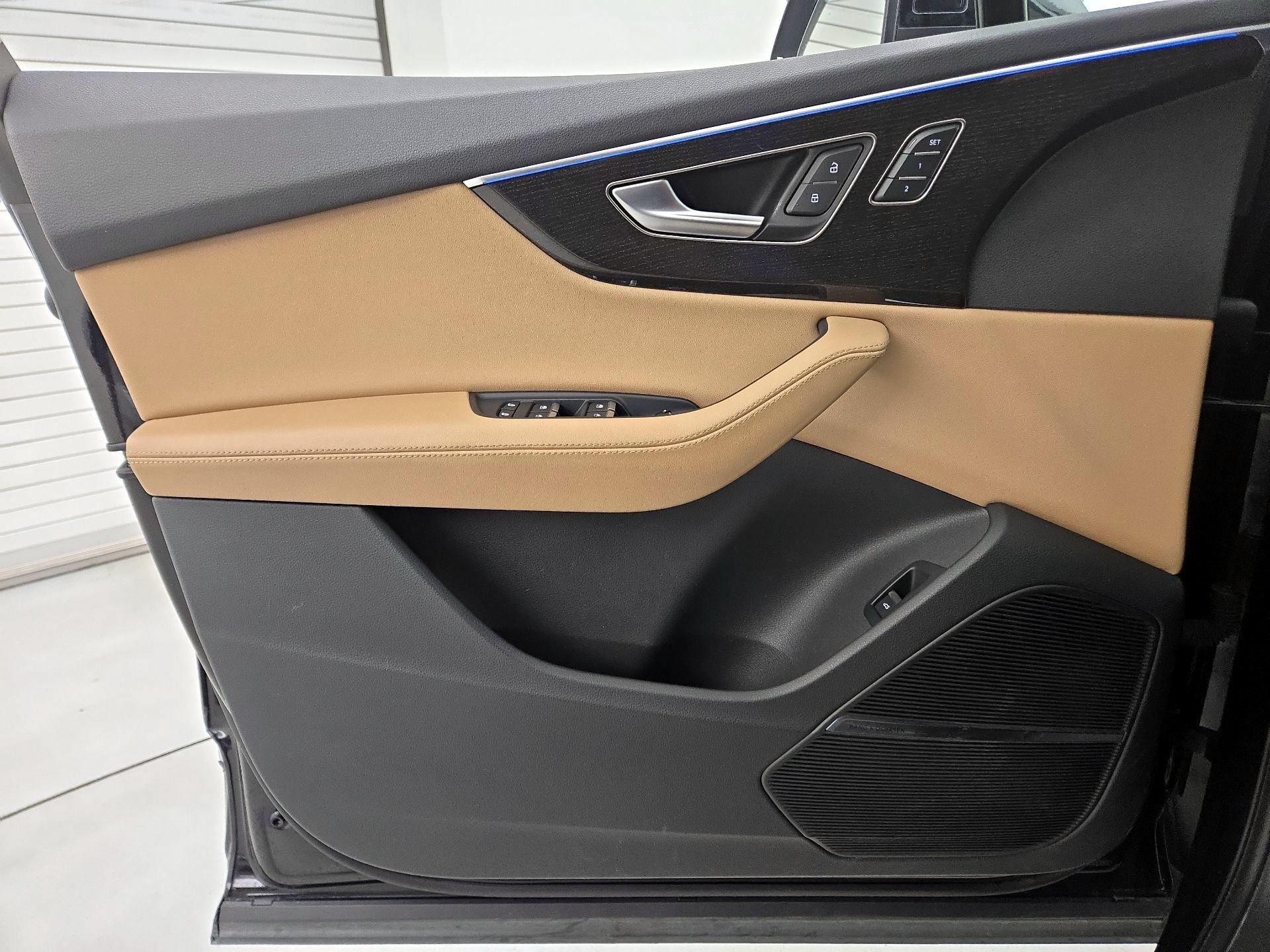 Thumbnail: 2024 Audi Q7 - 12