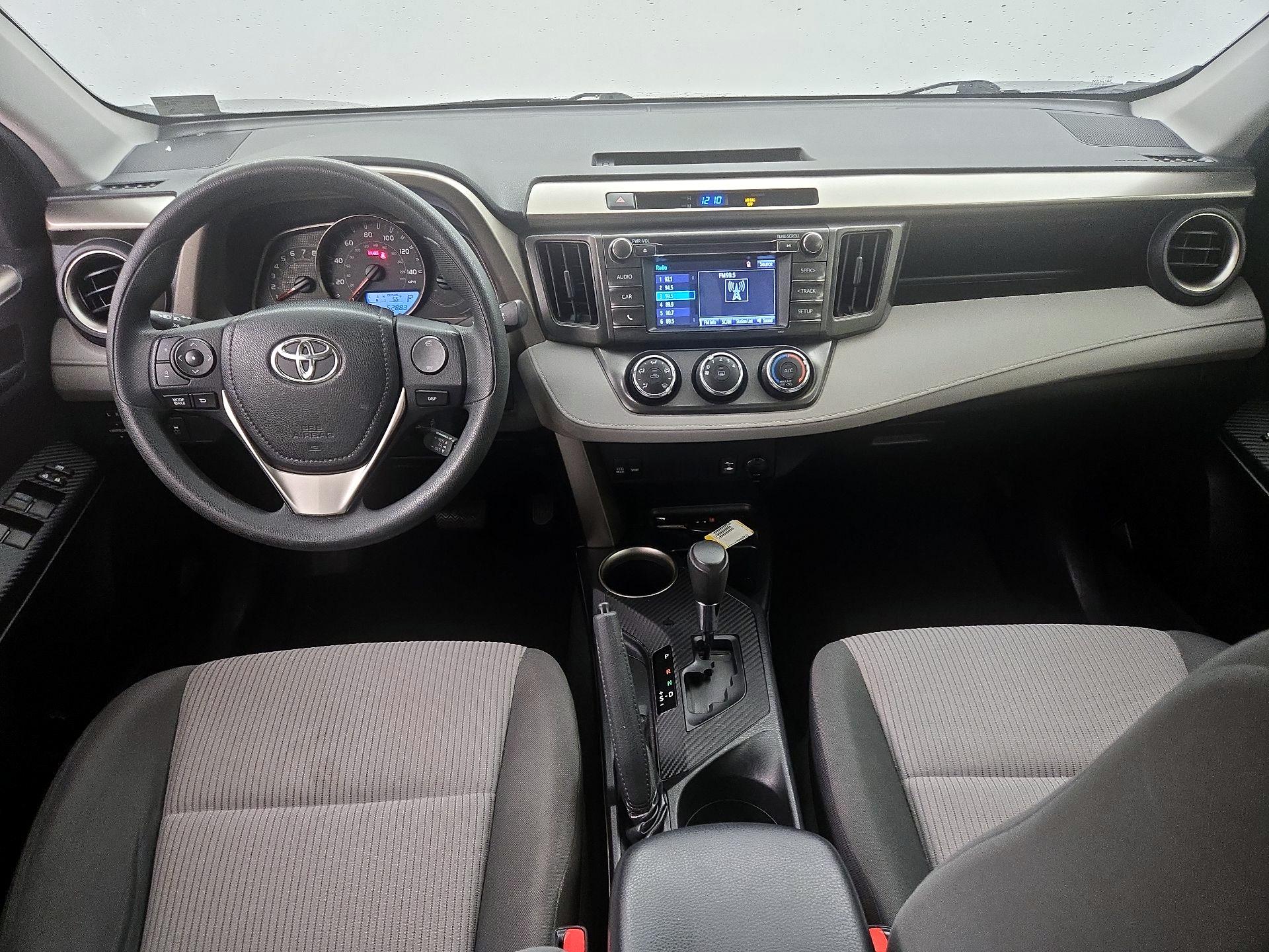 Thumbnail: 2015 Toyota RAV4 - 9