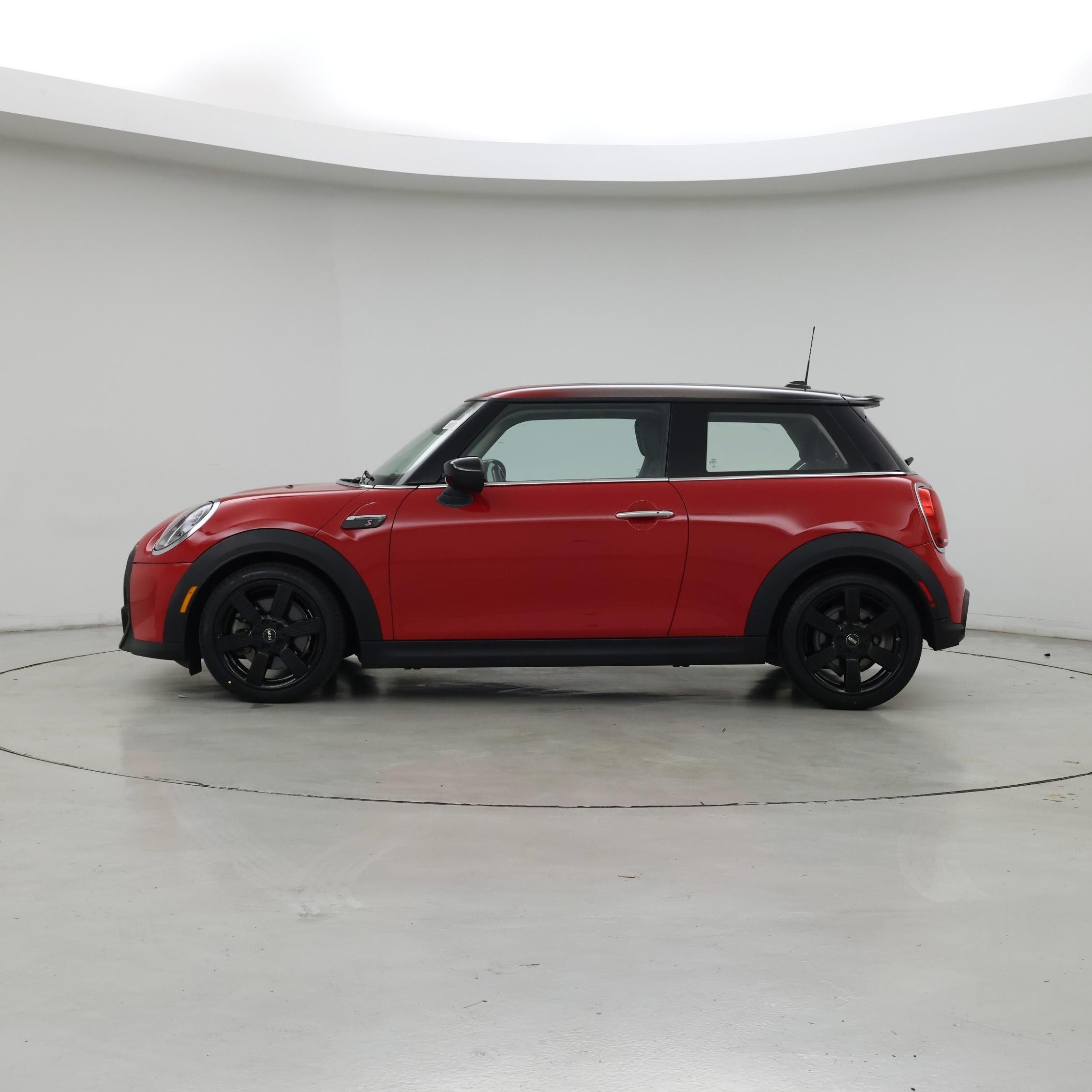 Thumbnail: 2023 MINI Cooper Hardtop - 3