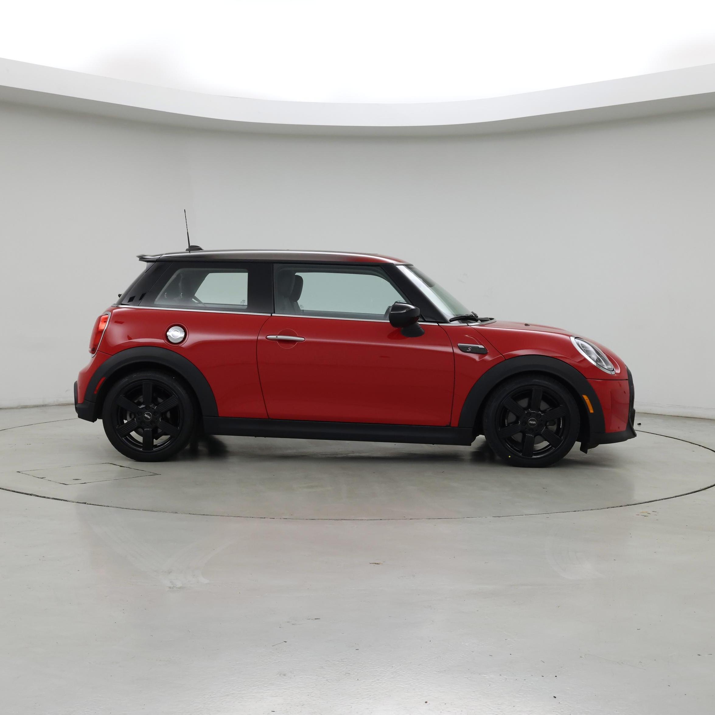 Thumbnail: 2023 MINI Cooper Hardtop - 7