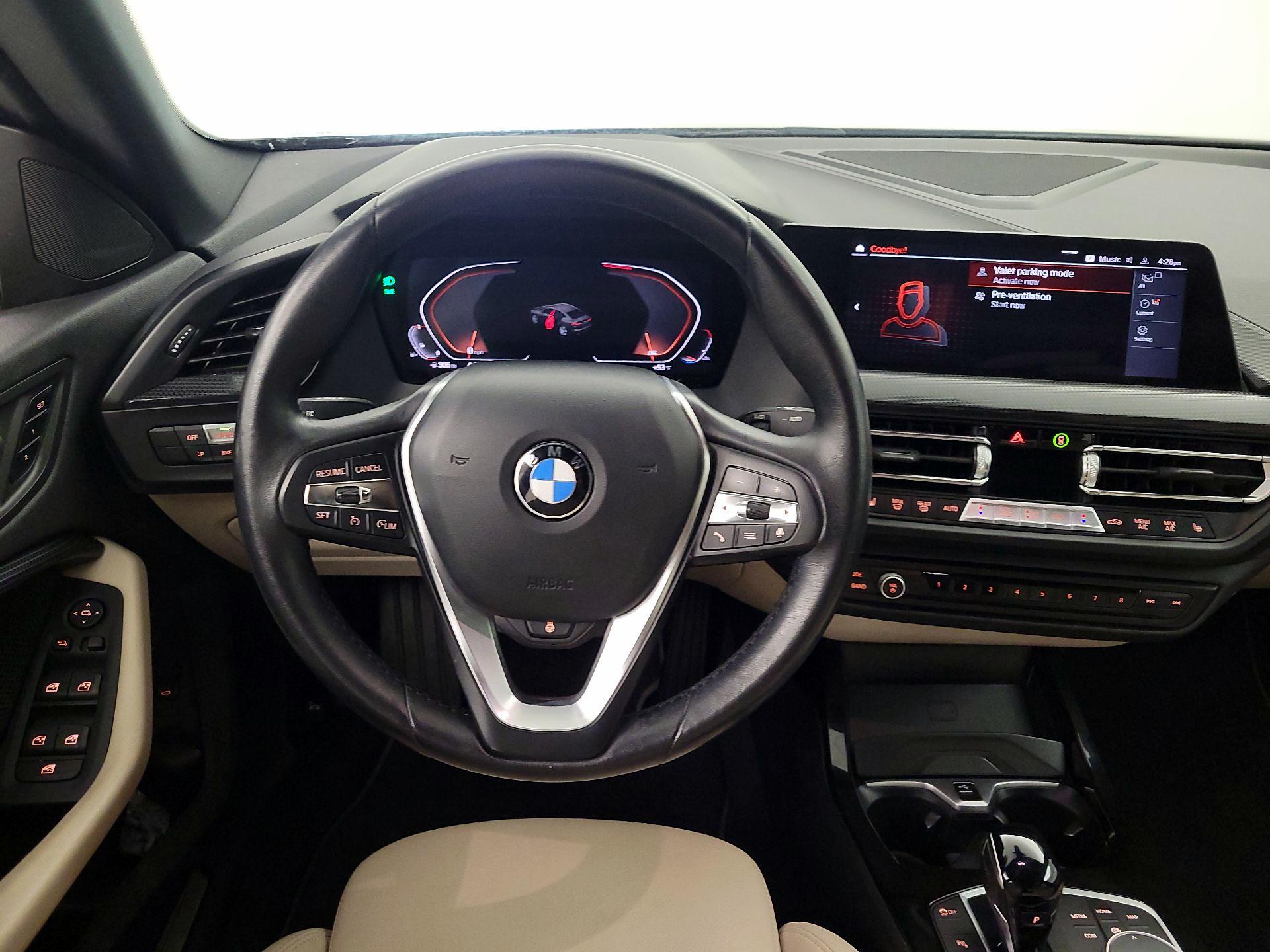 Thumbnail: 2022 BMW 2 Series - 10