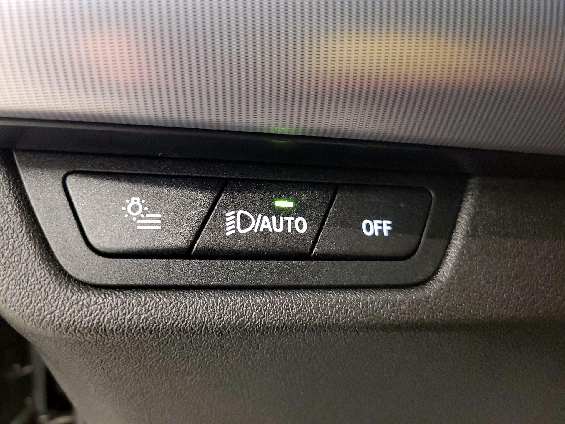 Thumbnail: 2023 BMW X1 - 13