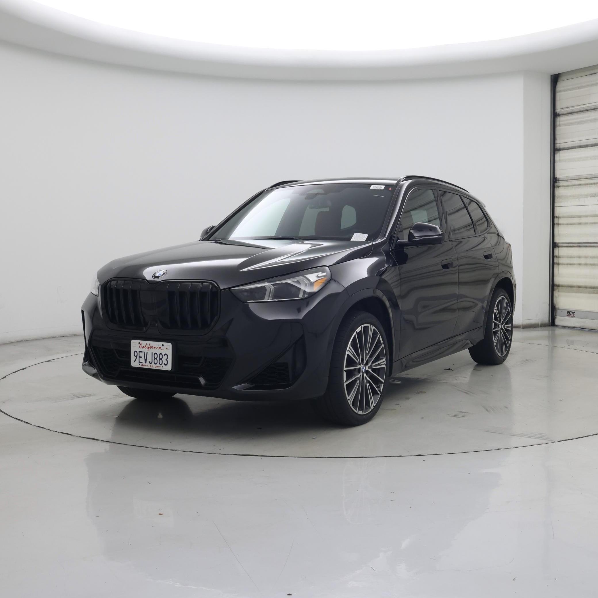 Thumbnail: 2023 BMW X1 - 4