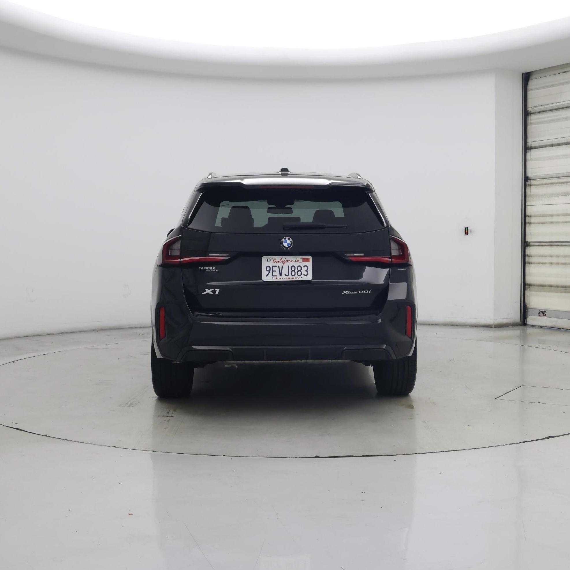 Thumbnail: 2023 BMW X1 - 6