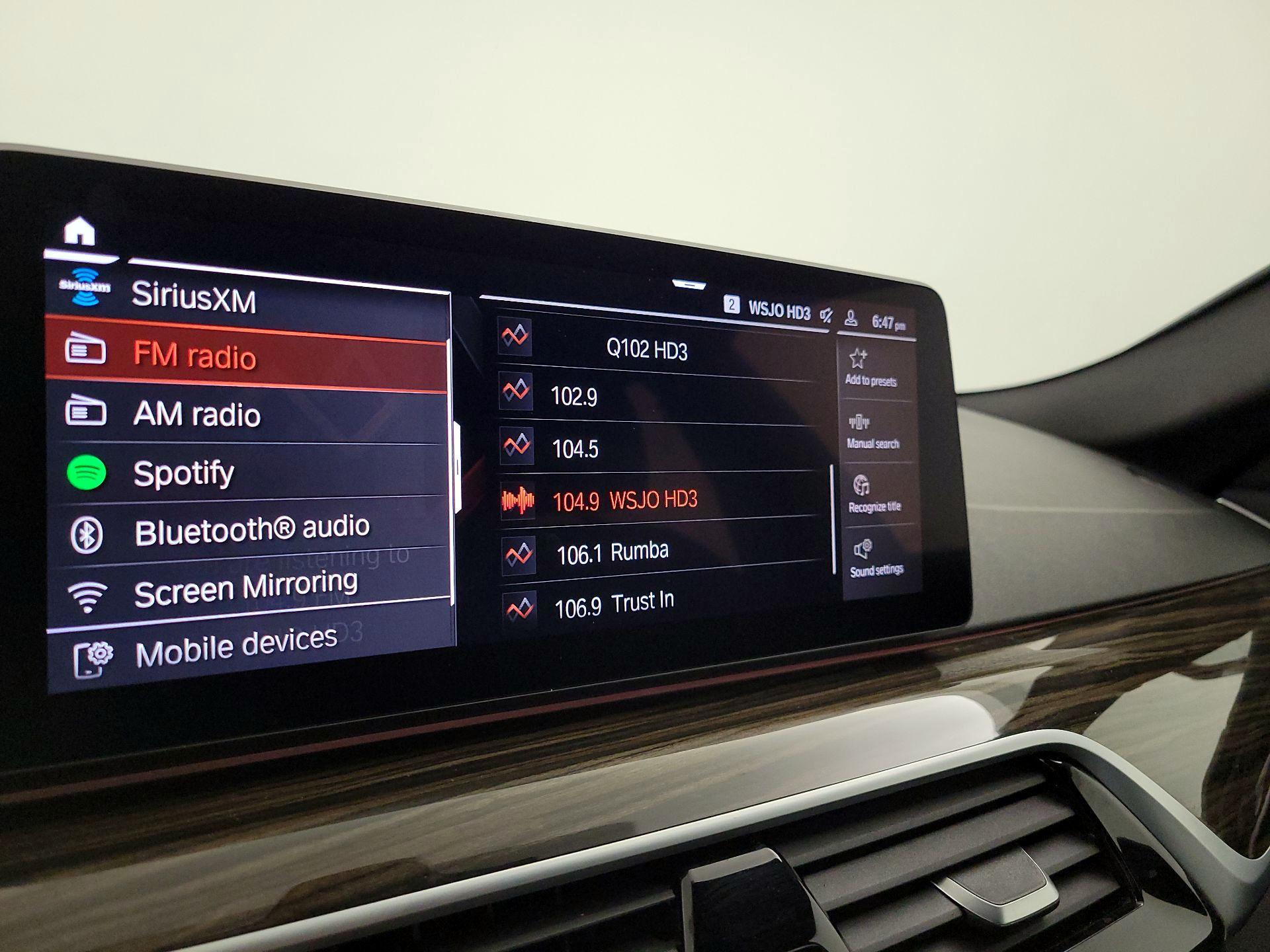 Thumbnail: 2022 BMW 5 Series - 16