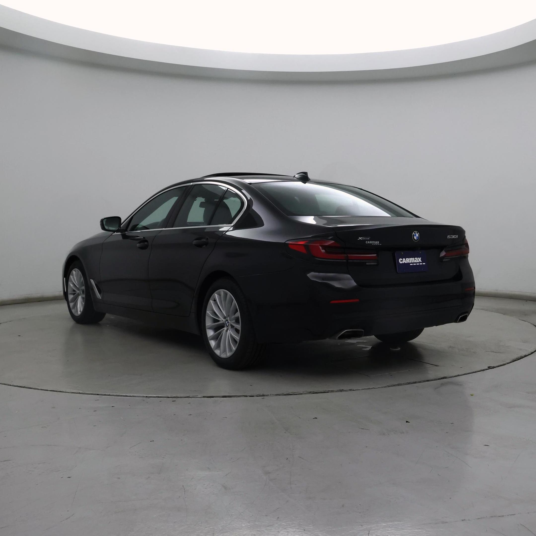 Thumbnail: 2022 BMW 5 Series - 2