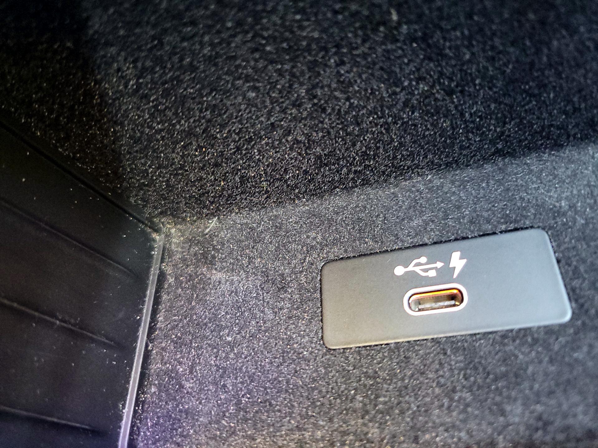 Thumbnail: 2022 BMW 5 Series - 19