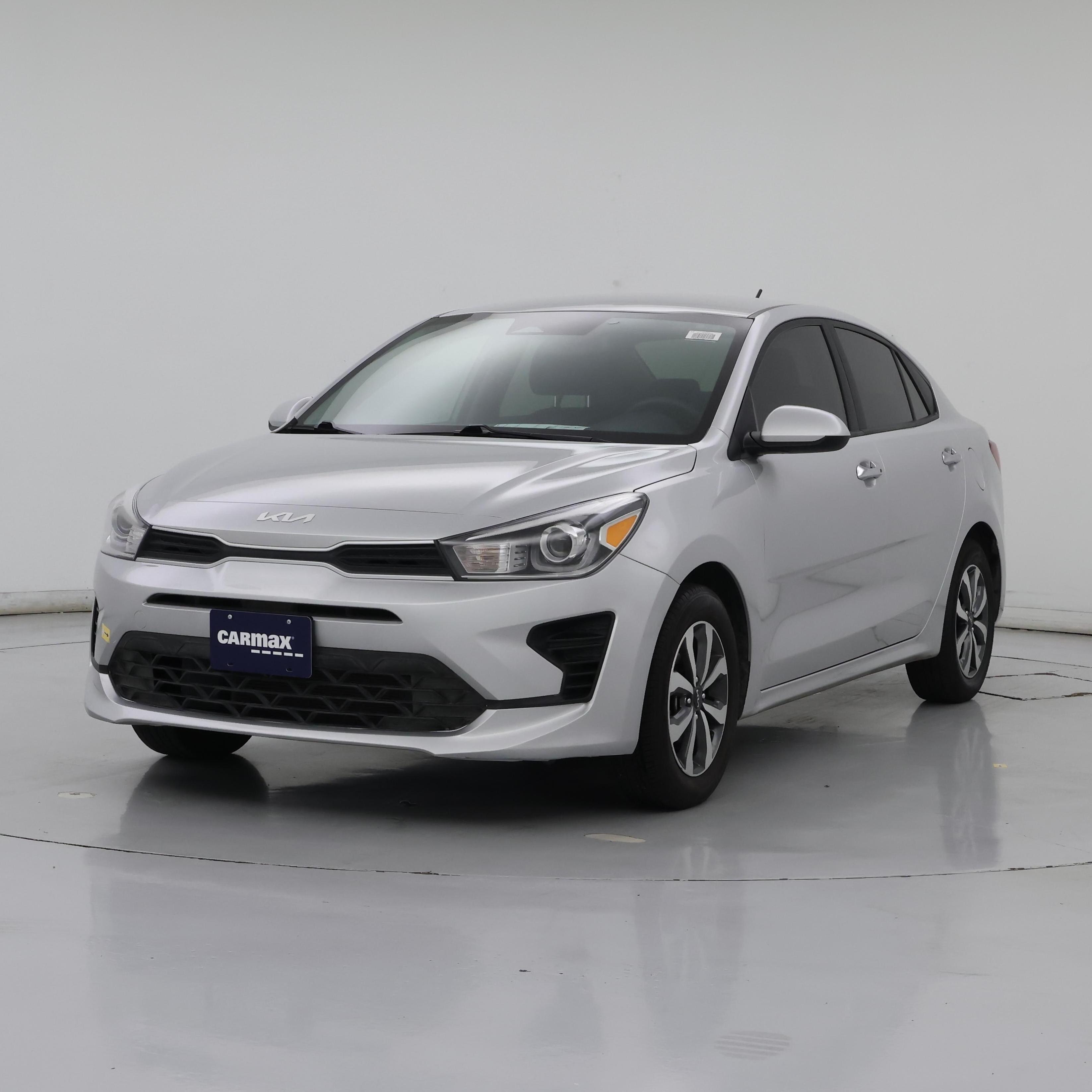 Thumbnail: 2023 Kia Rio - 4