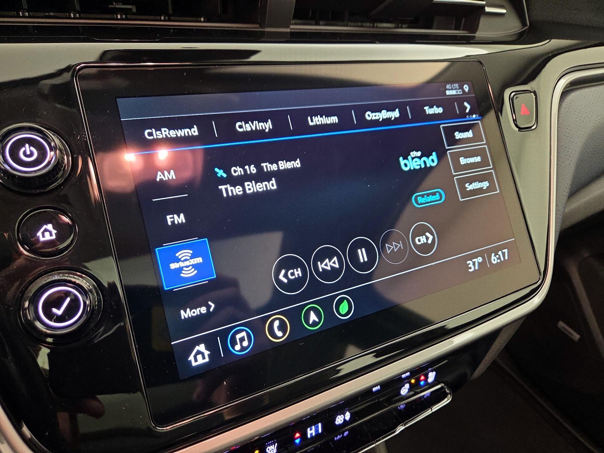 Thumbnail: 2023 Chevrolet Bolt EUV - 16