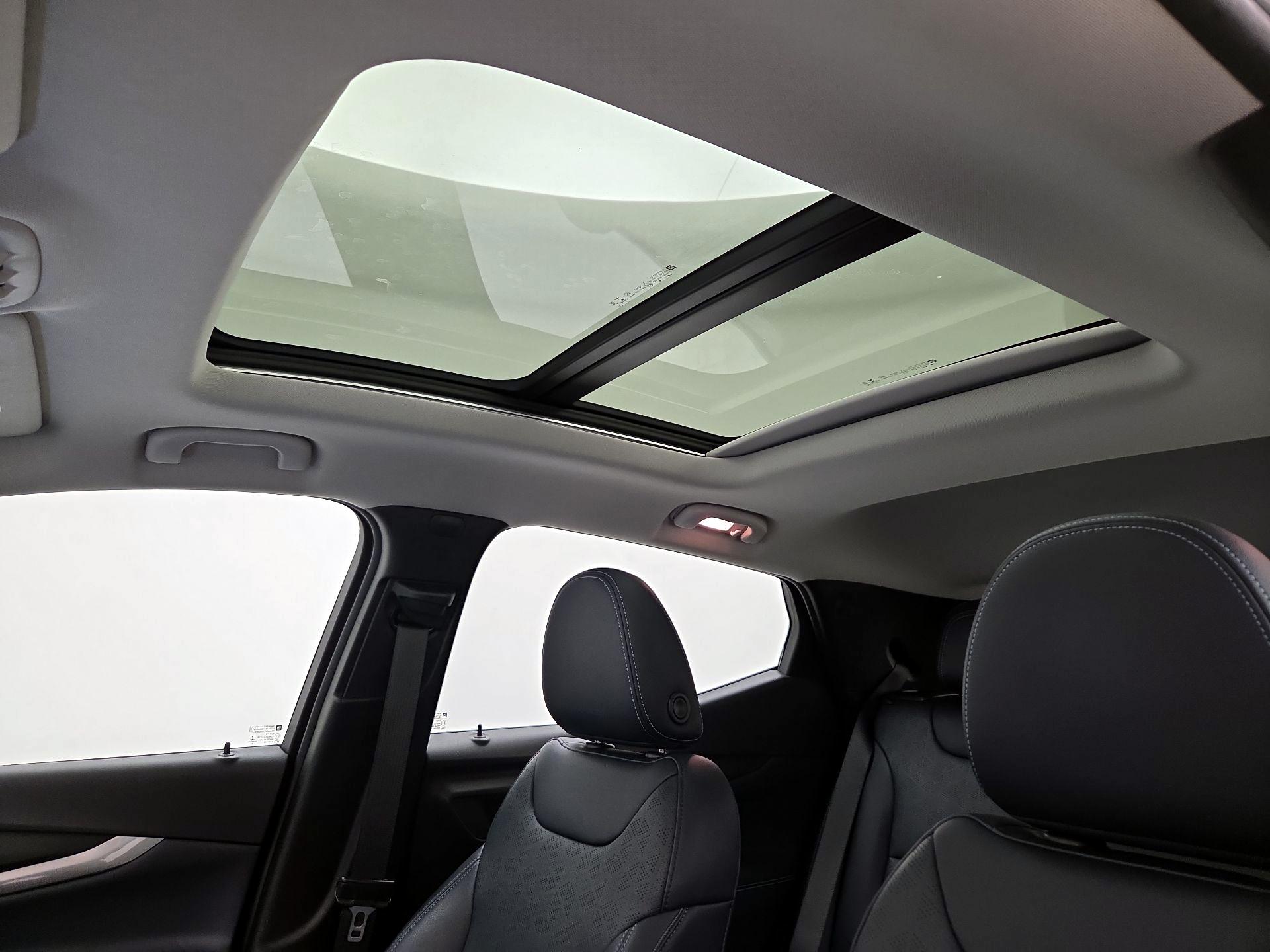 Thumbnail: 2023 Chevrolet Bolt EUV - 20