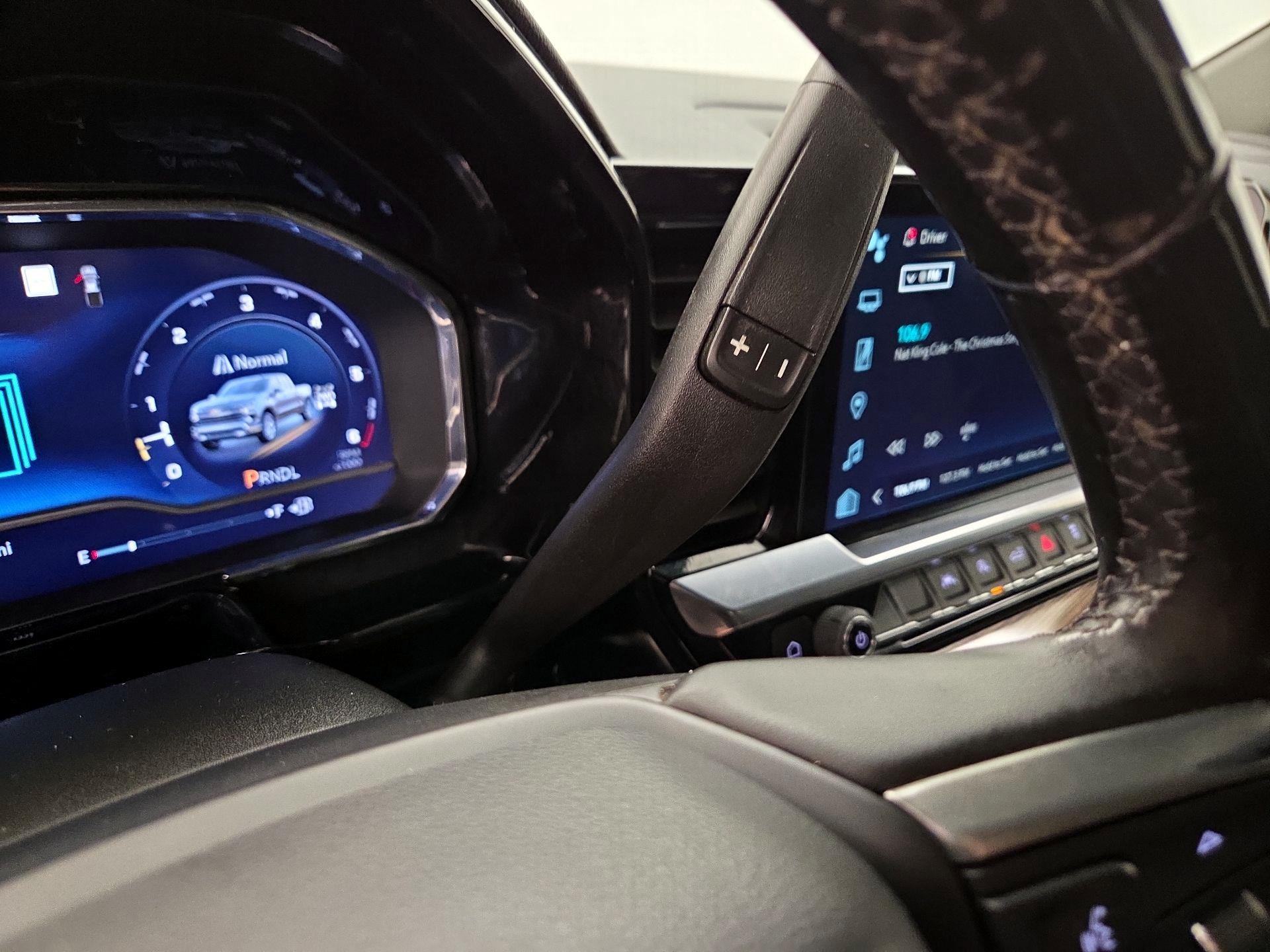 Thumbnail: 2023 Chevrolet Silverado 1500 - 17