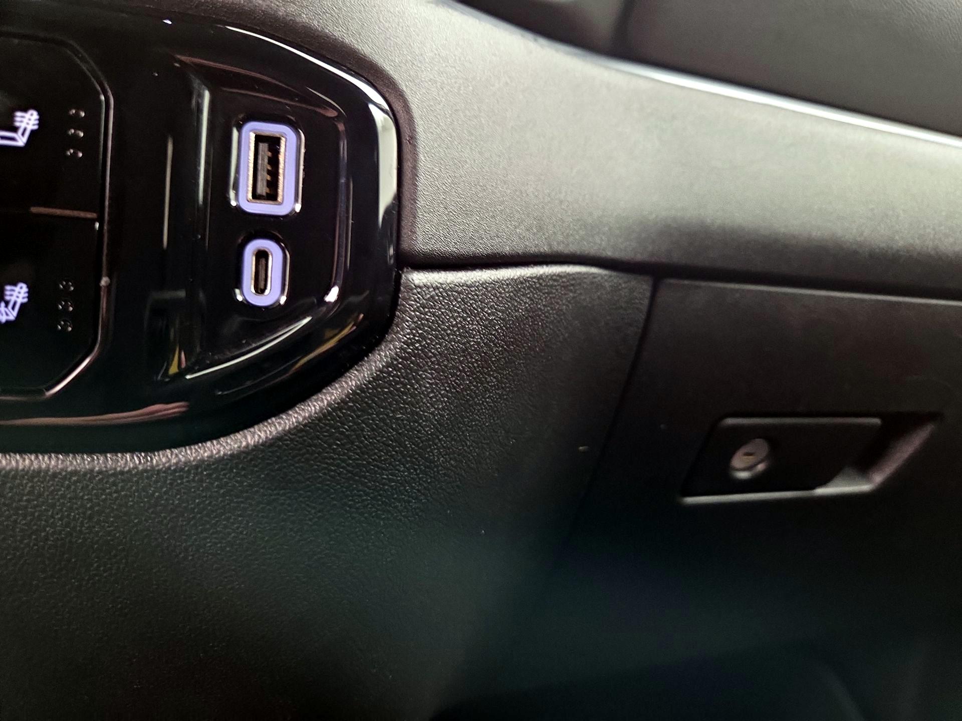 Thumbnail: 2023 Chevrolet Silverado 1500 - 18