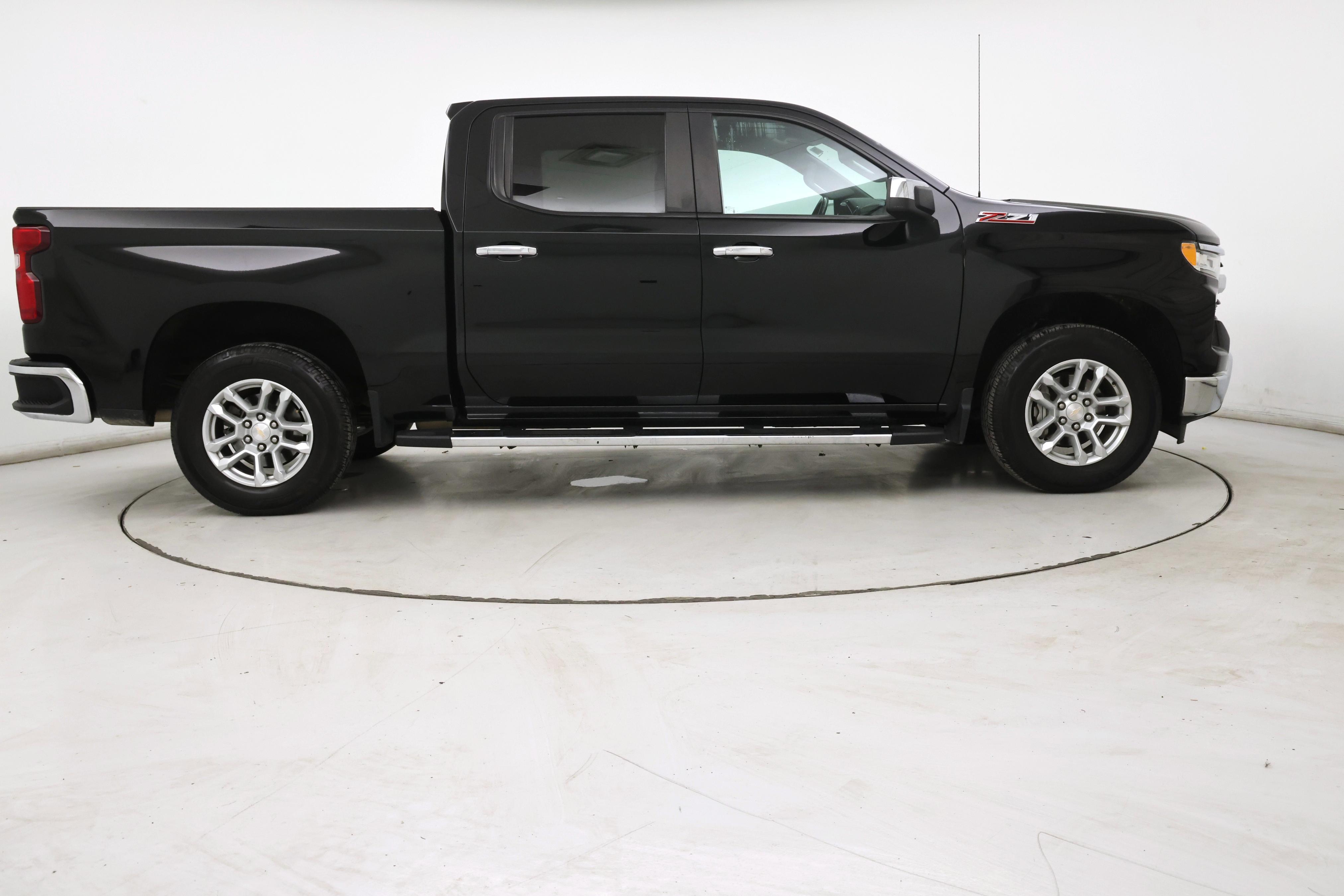 Thumbnail: 2023 Chevrolet Silverado 1500 - 7