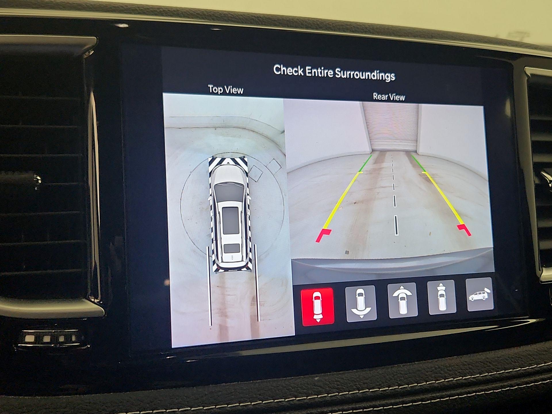 Thumbnail: 2021 Chrysler Pacifica - 15