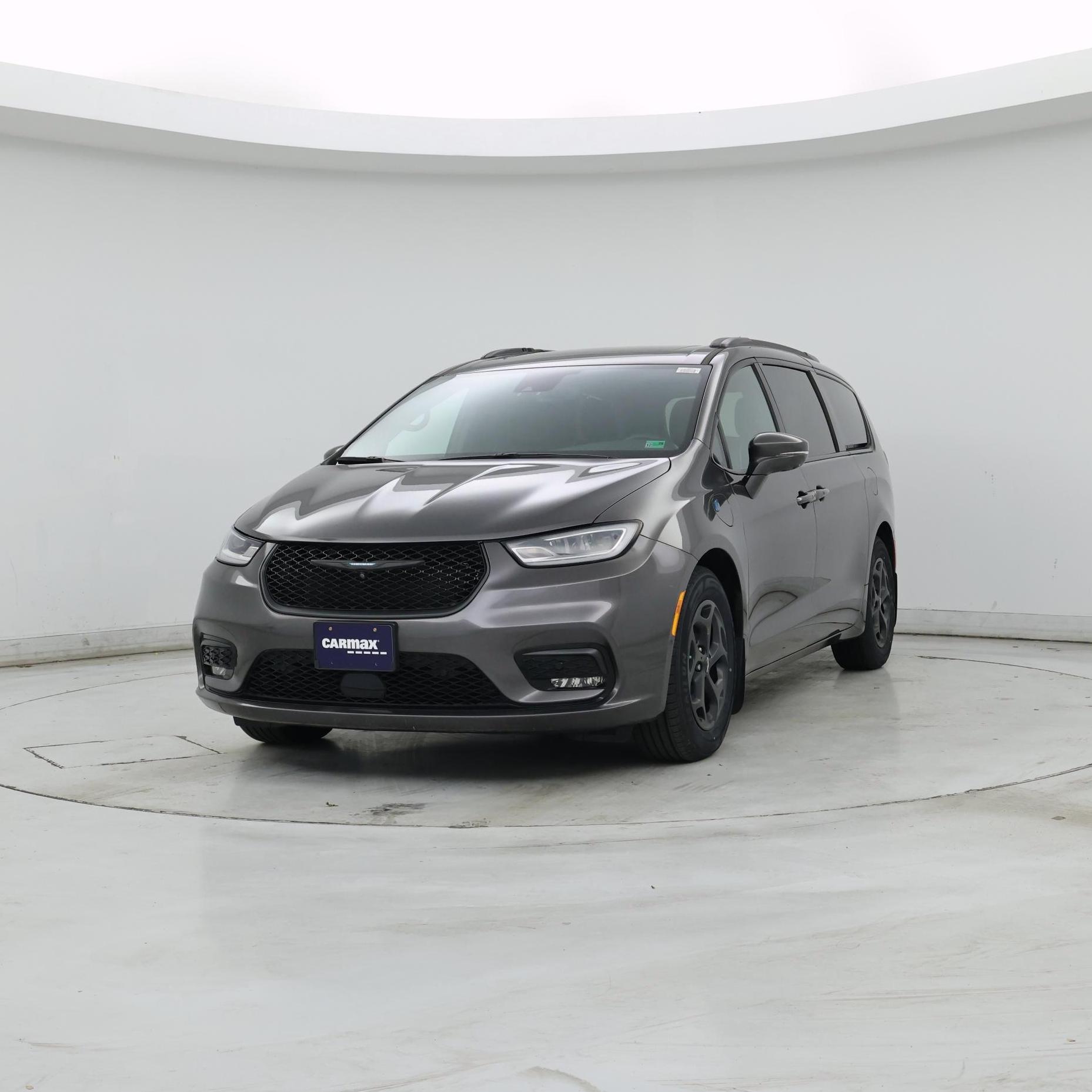 Thumbnail: 2021 Chrysler Pacifica - 4