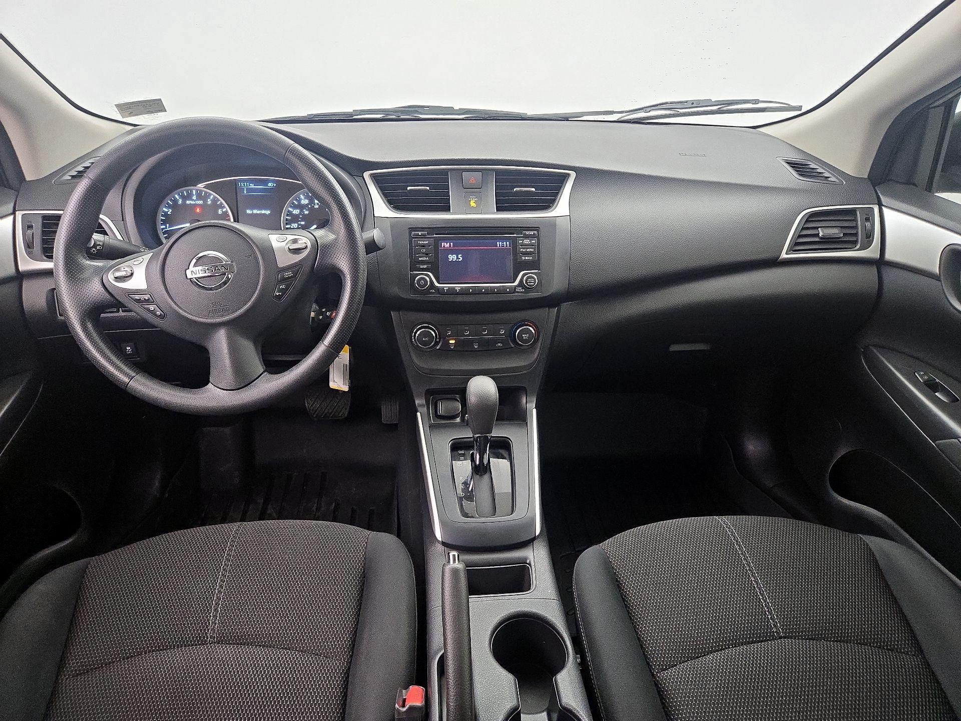 Thumbnail: 2018 Nissan Sentra - 9