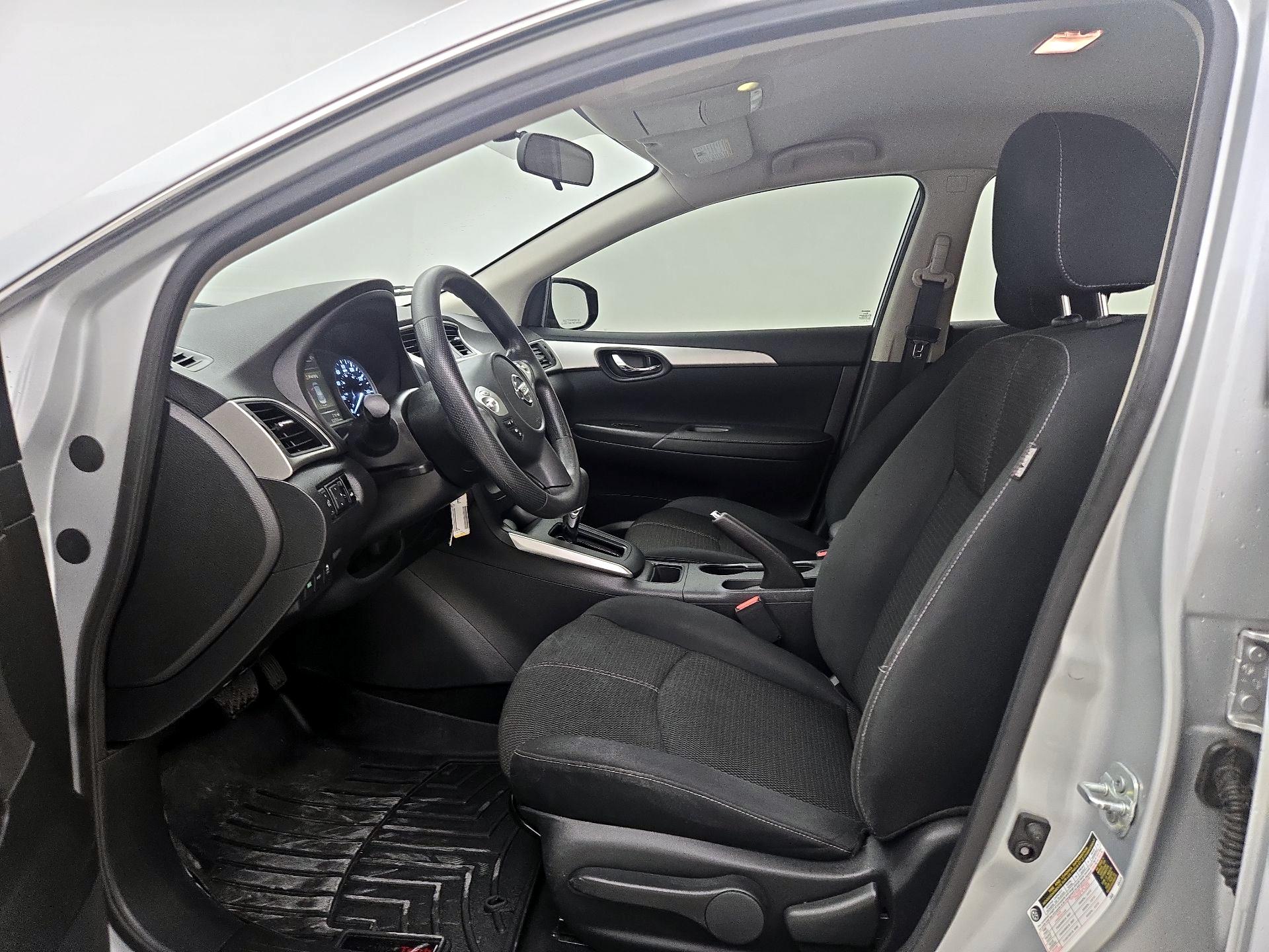 Thumbnail: 2018 Nissan Sentra - 11