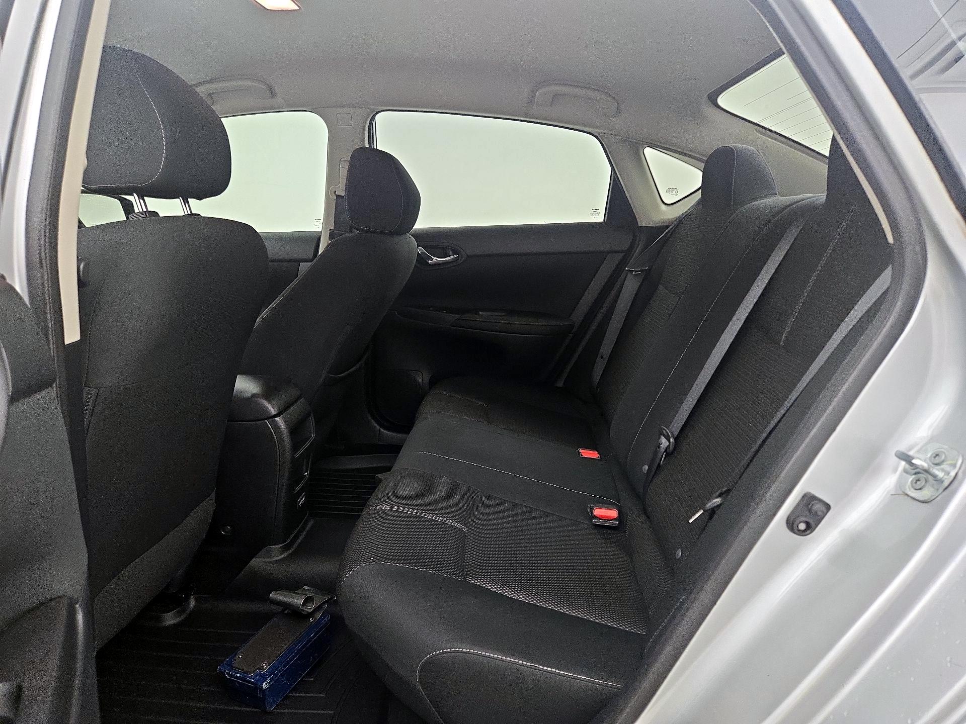 Thumbnail: 2018 Nissan Sentra - 19