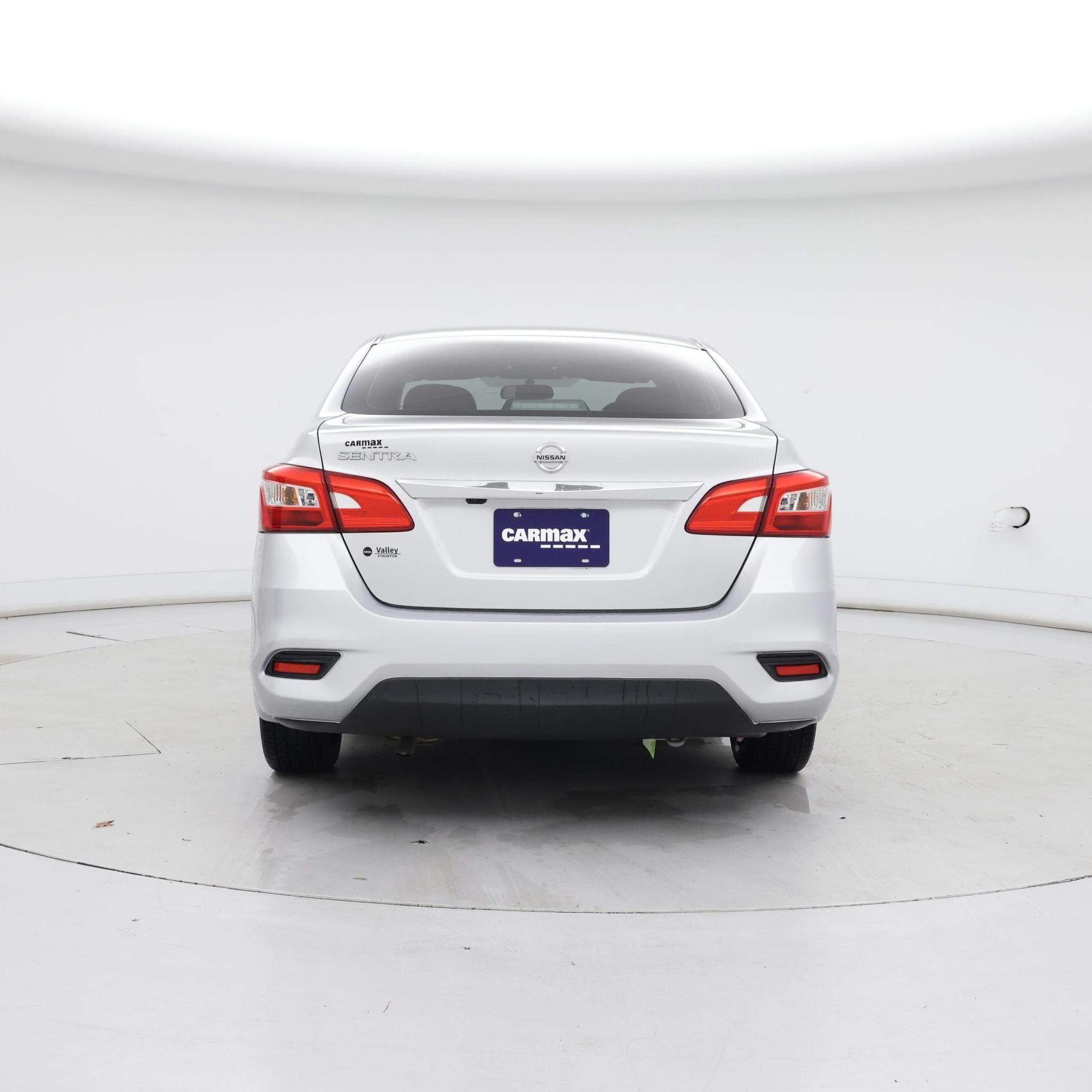 Thumbnail: 2018 Nissan Sentra - 6