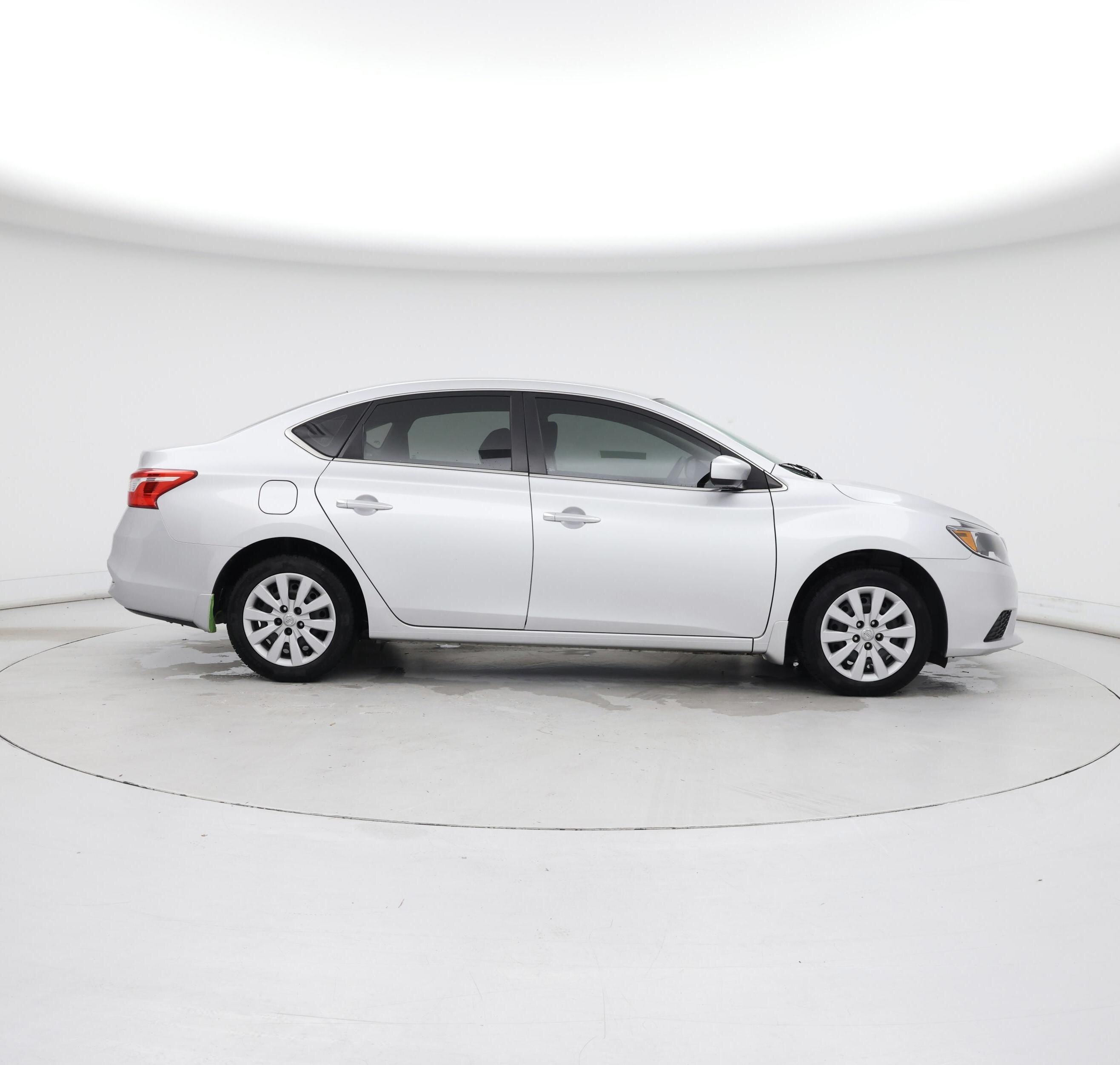 Thumbnail: 2018 Nissan Sentra - 7