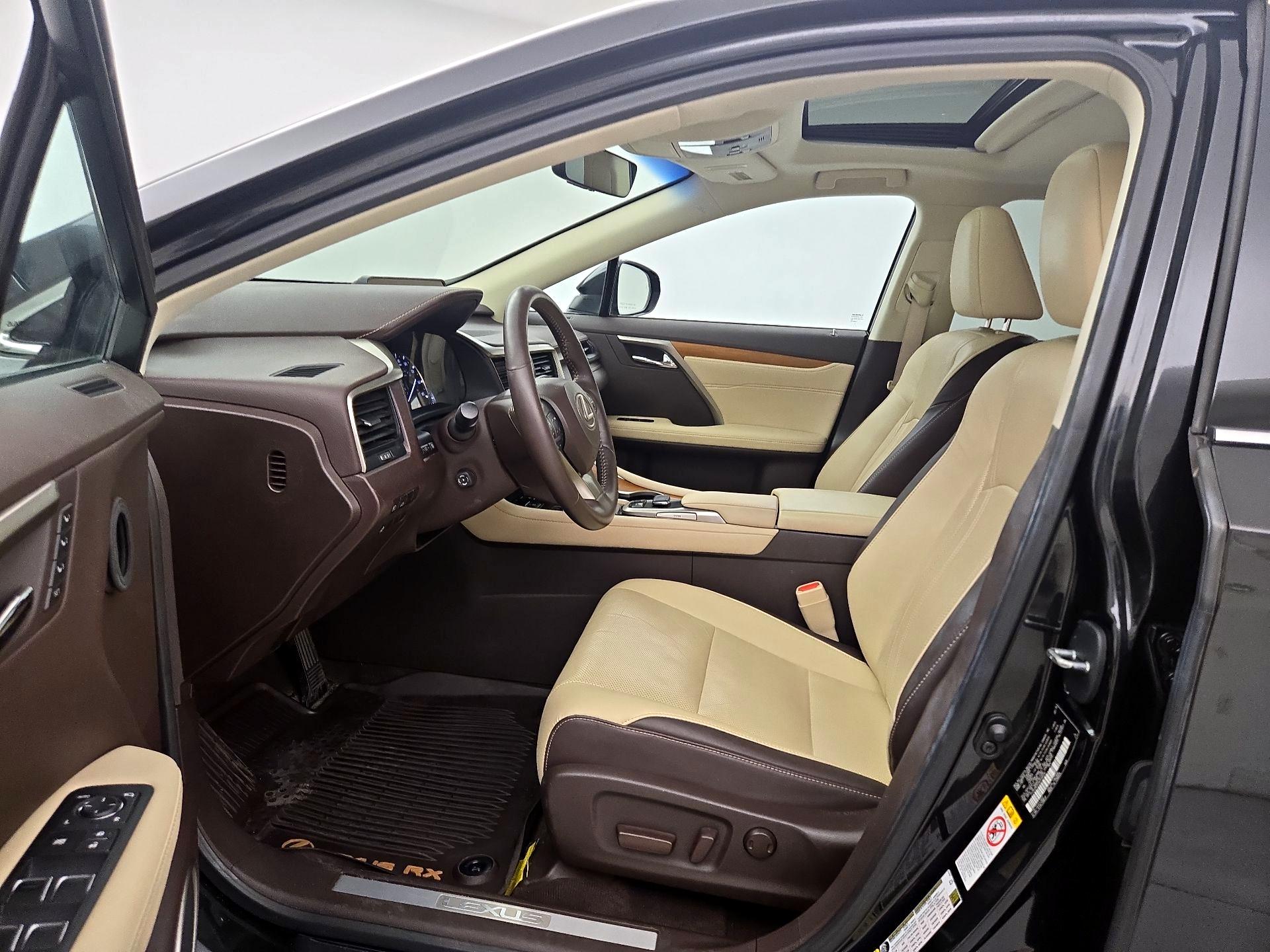 Thumbnail: 2016 Lexus RX - 11