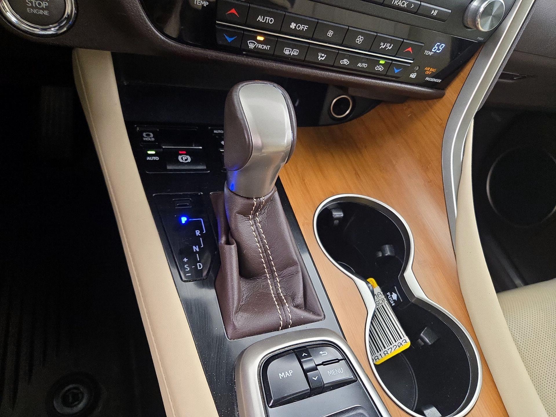 Thumbnail: 2016 Lexus RX - 18