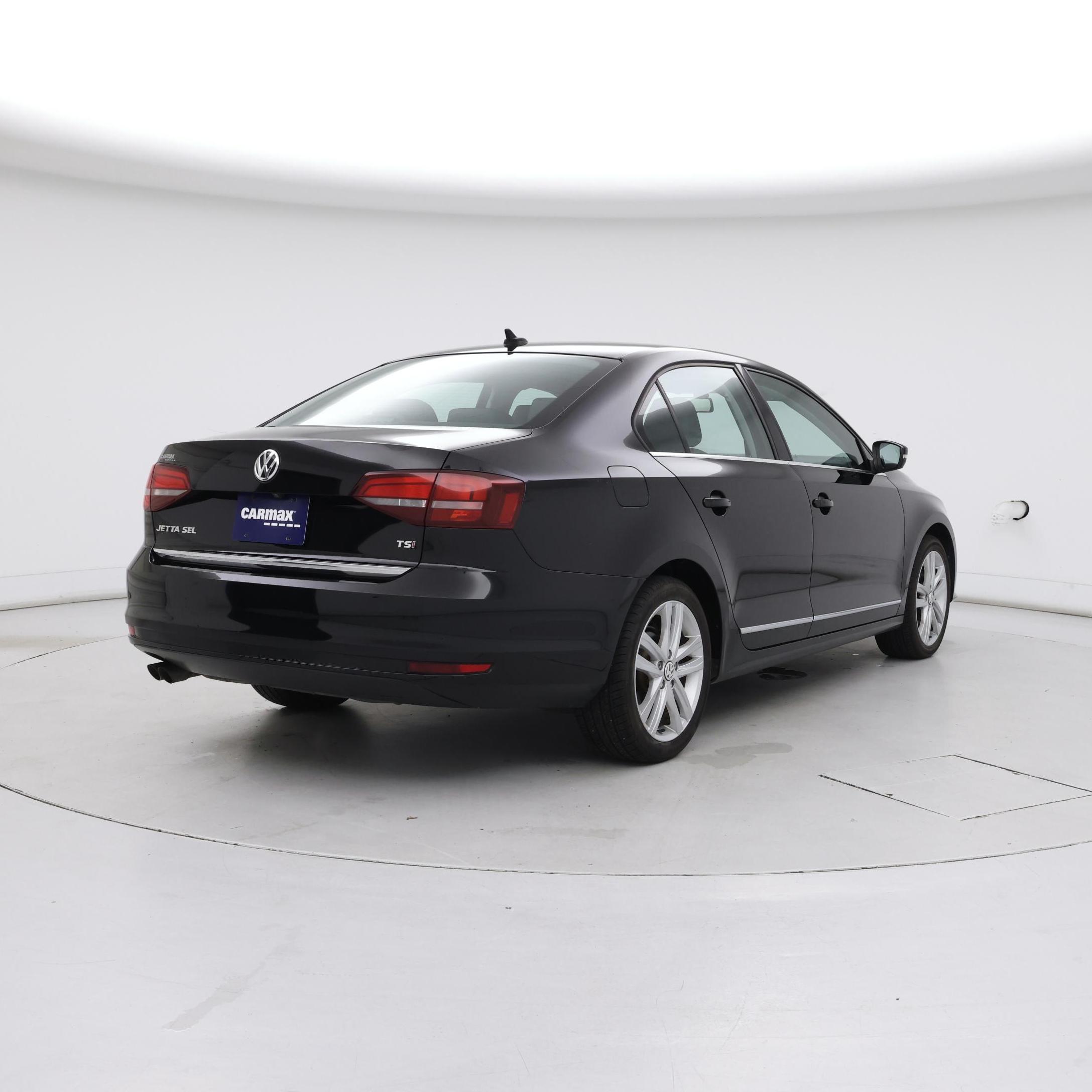 Thumbnail: 2017 Volkswagen Jetta - 8