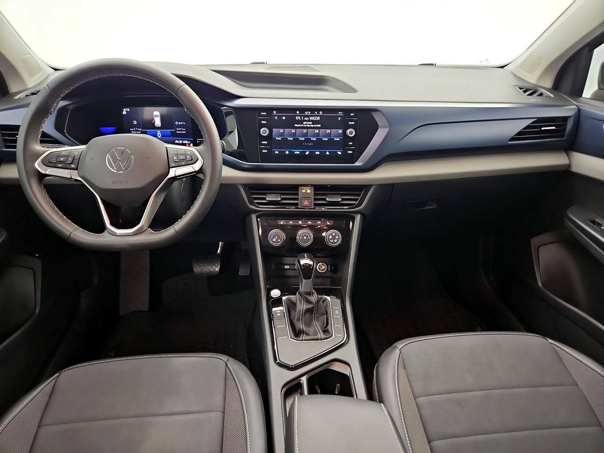 Thumbnail: 2023 Volkswagen Taos - 9