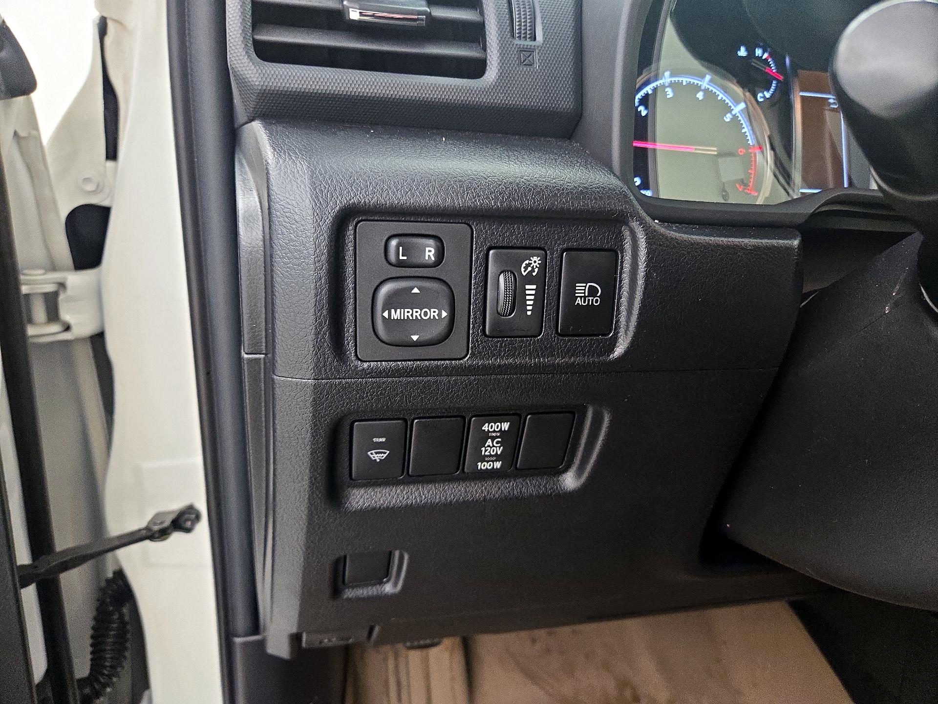 Thumbnail: 2020 Toyota 4Runner - 13