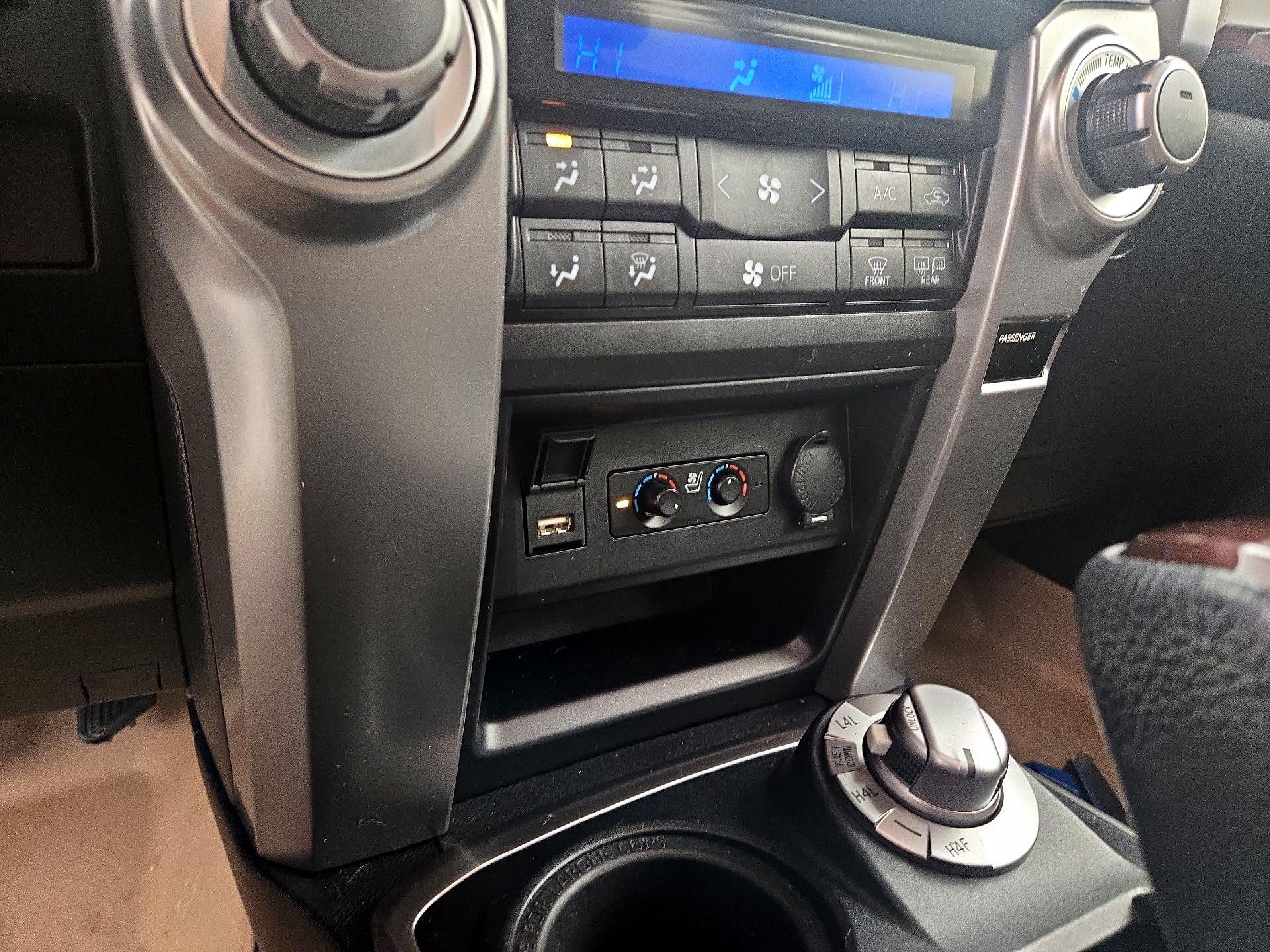 Thumbnail: 2020 Toyota 4Runner - 19