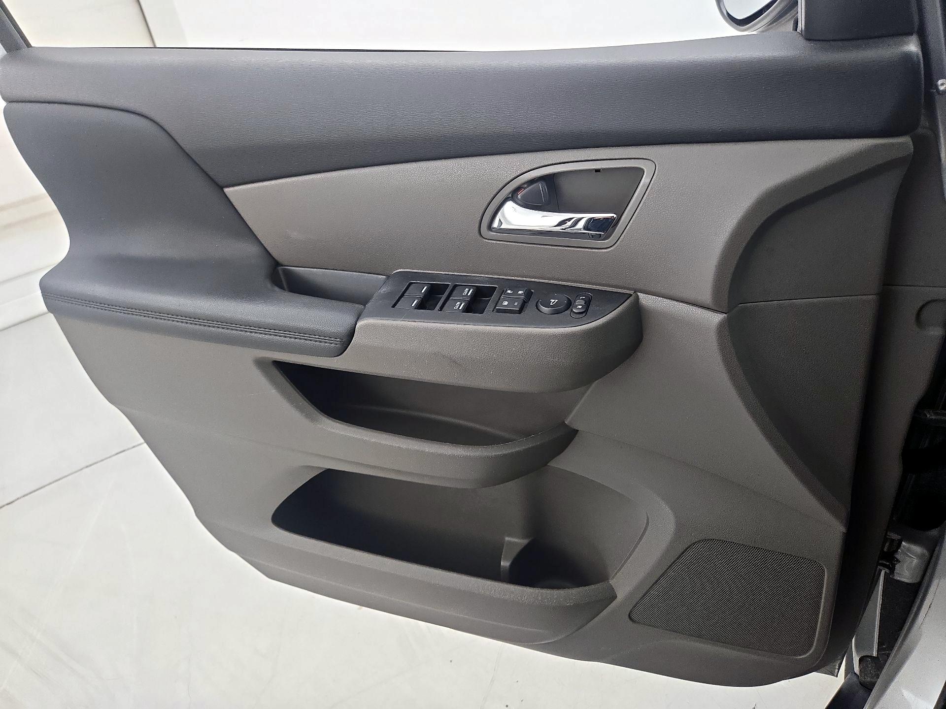 Thumbnail: 2015 Honda Odyssey - 12