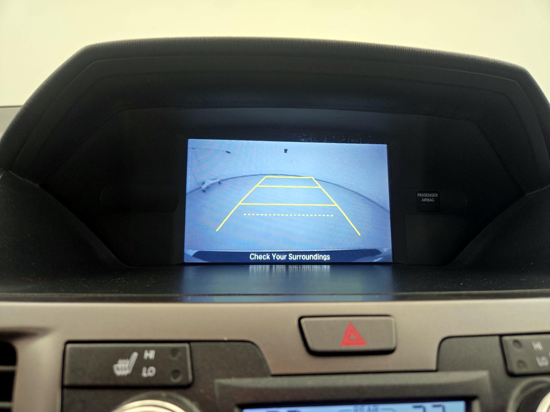 Thumbnail: 2015 Honda Odyssey - 14