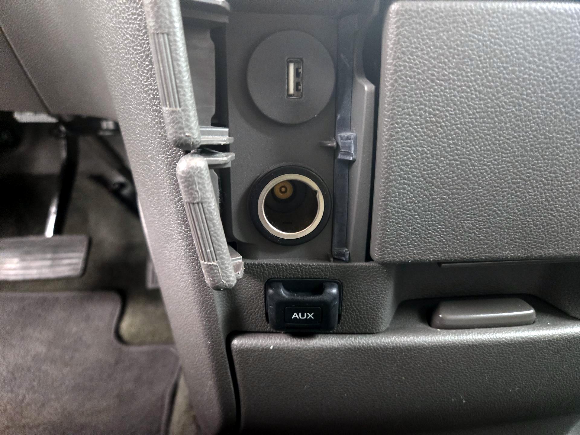 Thumbnail: 2015 Honda Odyssey - 18