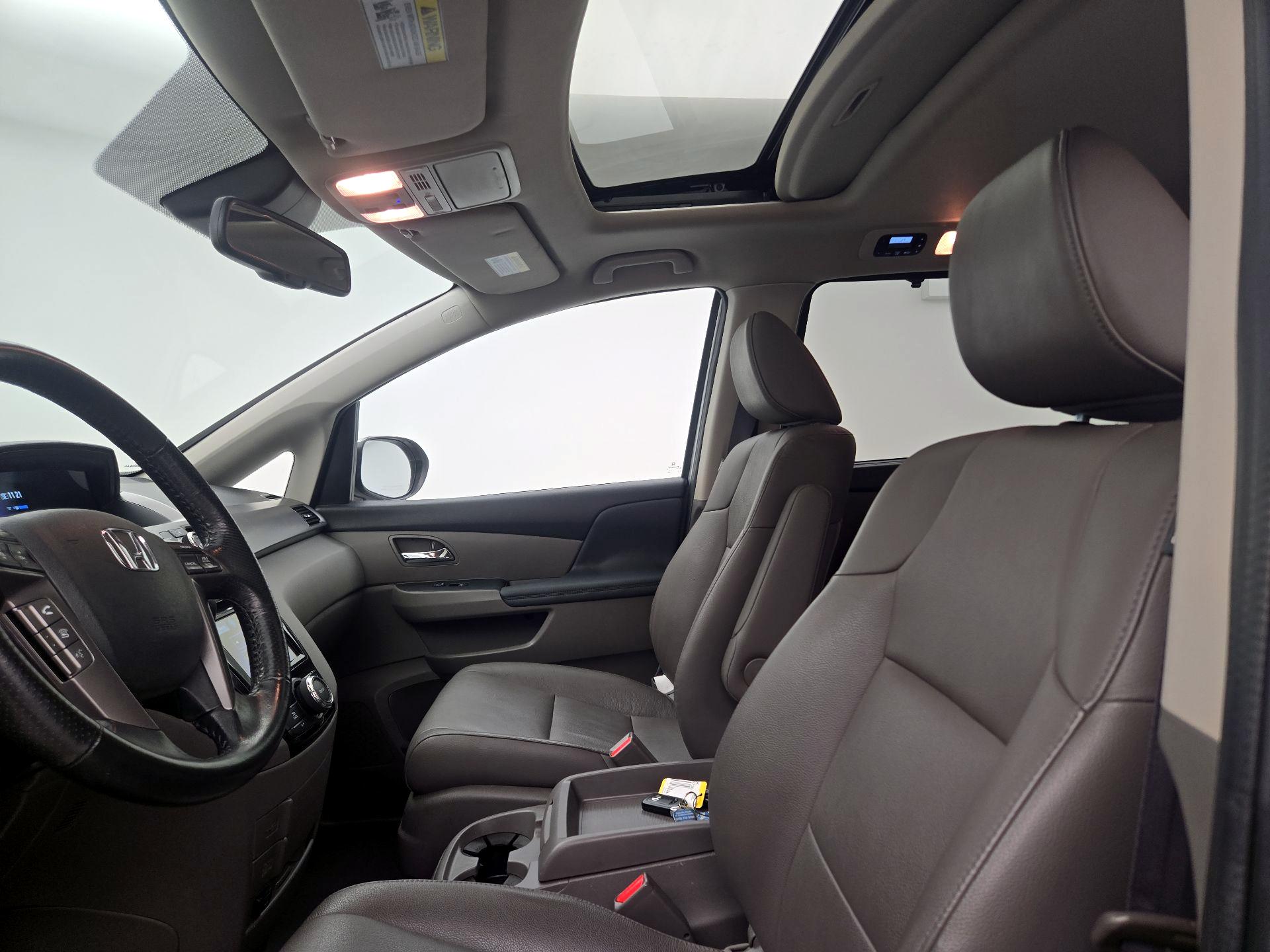 Thumbnail: 2015 Honda Odyssey - 19