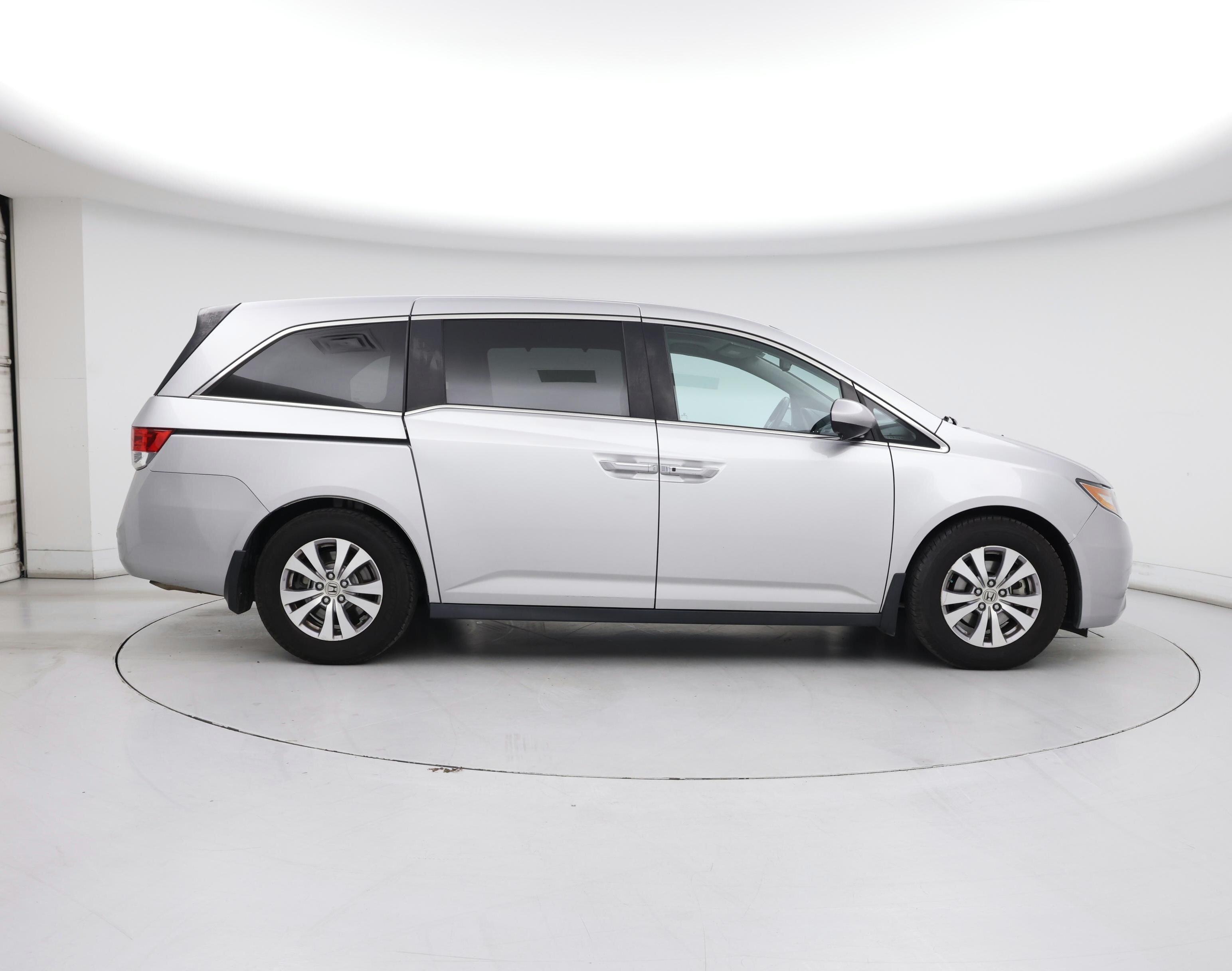Thumbnail: 2015 Honda Odyssey - 7