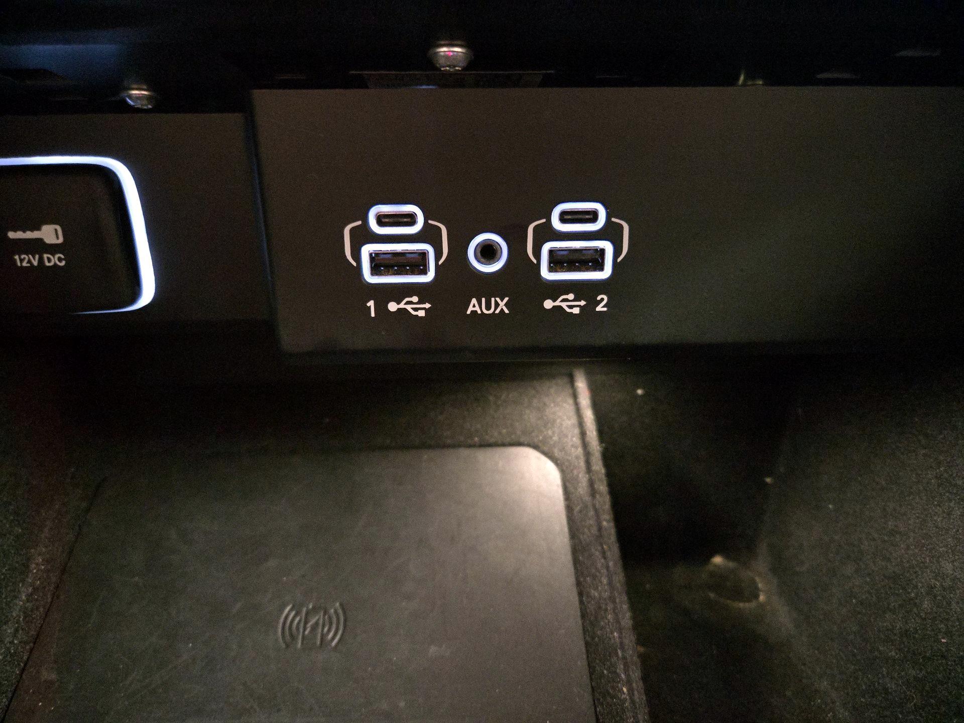 Thumbnail: 2024 Jeep Wagoneer - 19