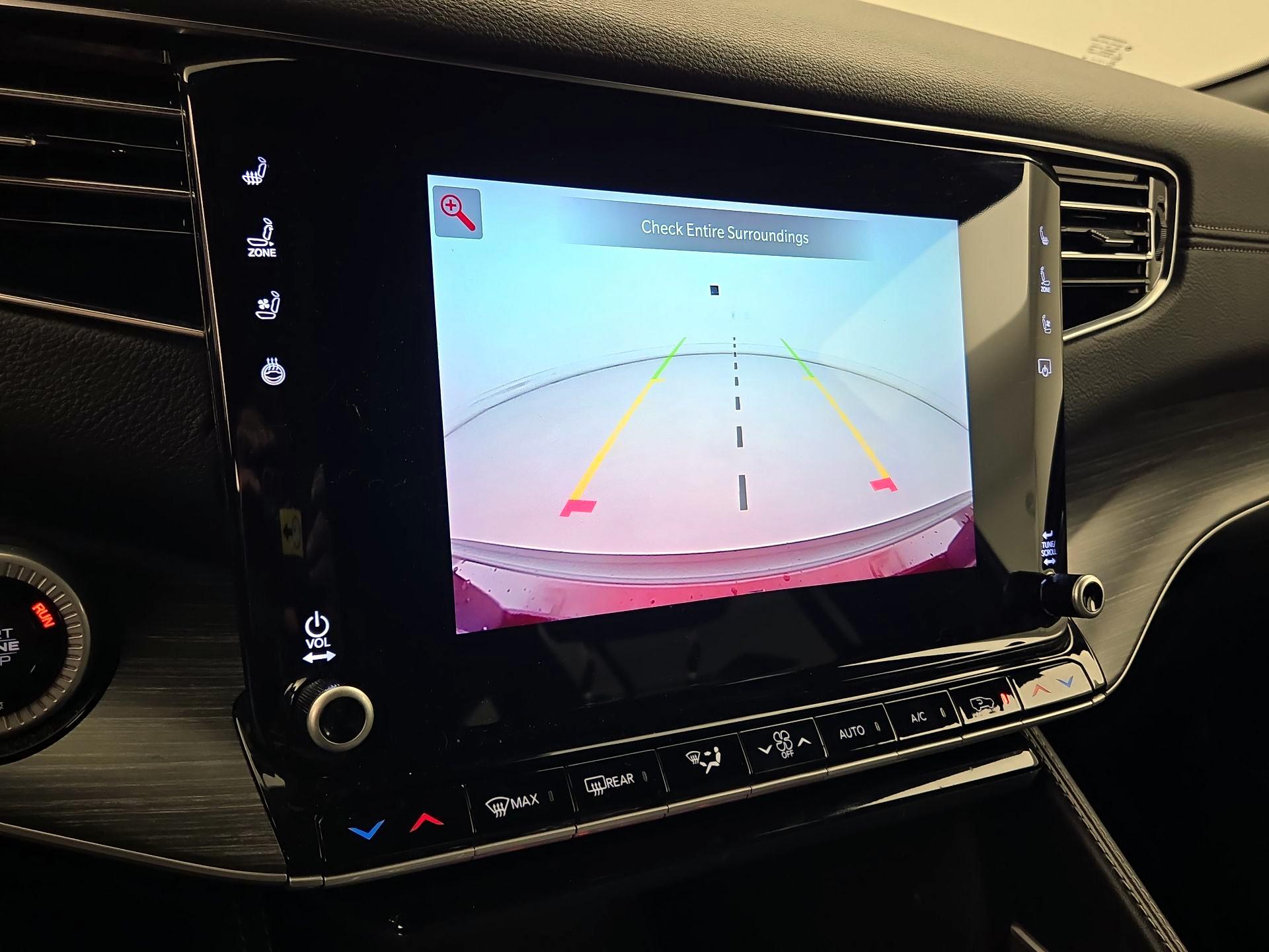 Thumbnail: 2024 Jeep Wagoneer - 15