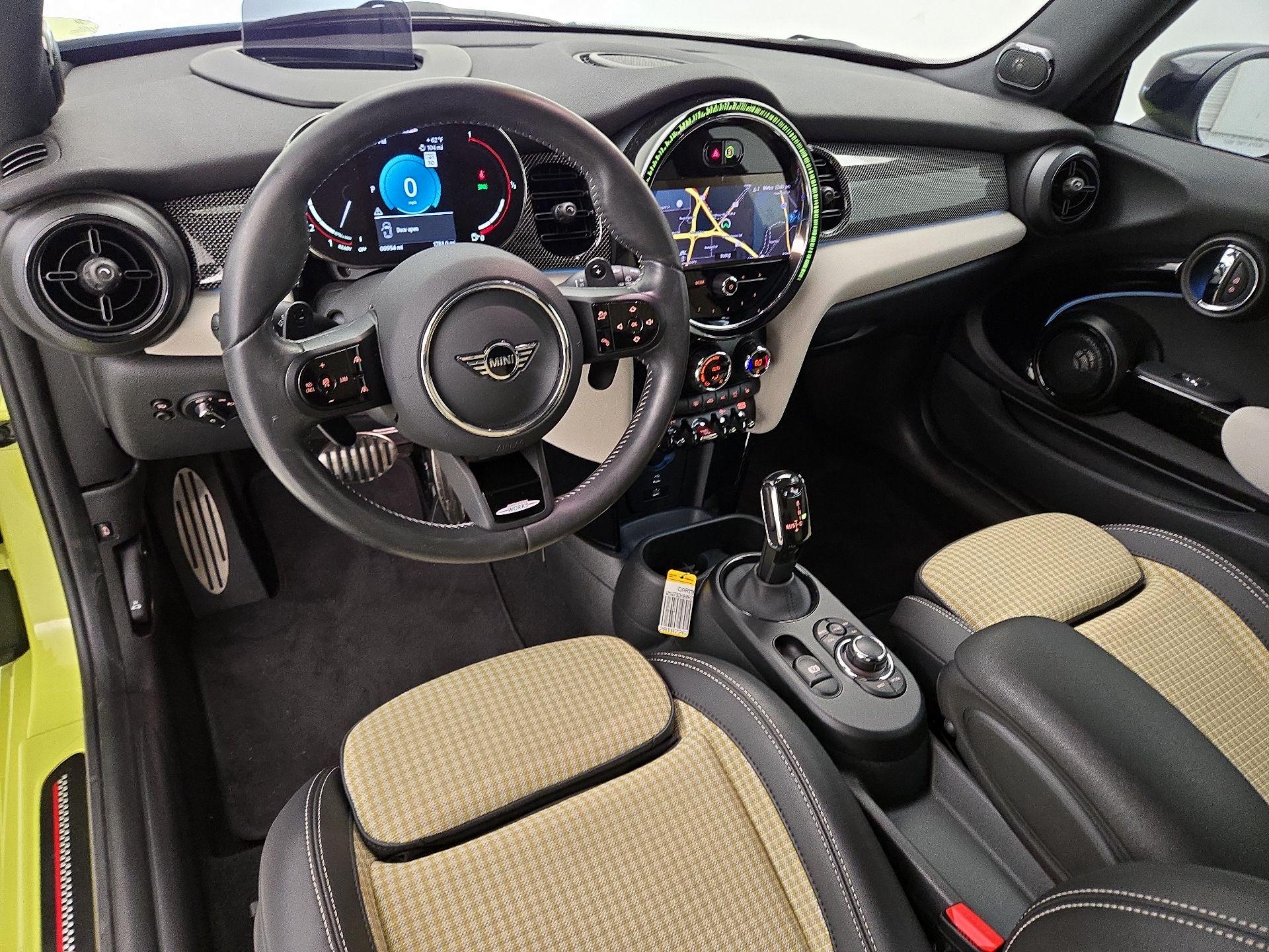 Thumbnail: 2024 MINI Cooper Hardtop - 9